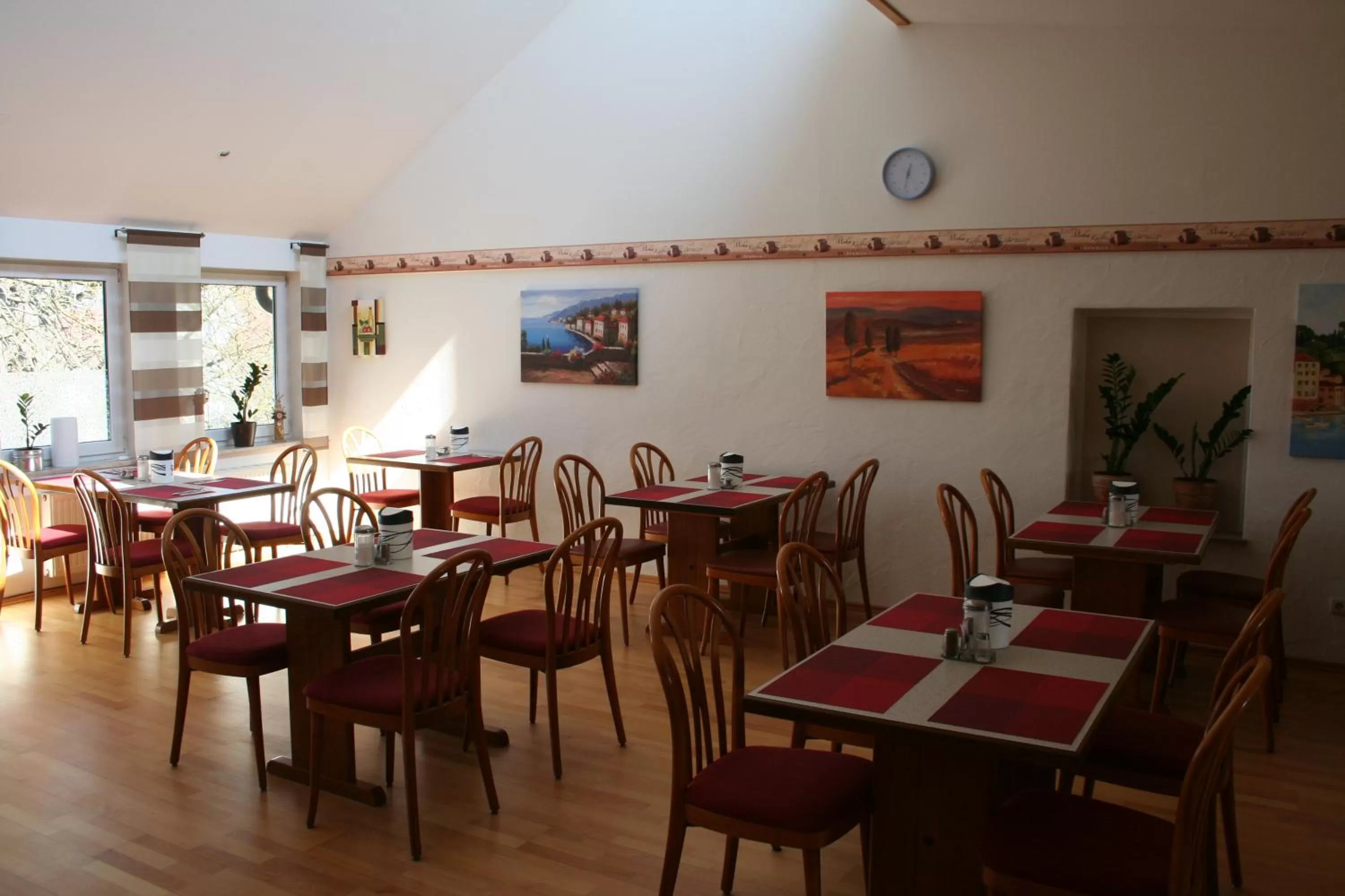 Restaurant/places to eat in Gasthof Berg