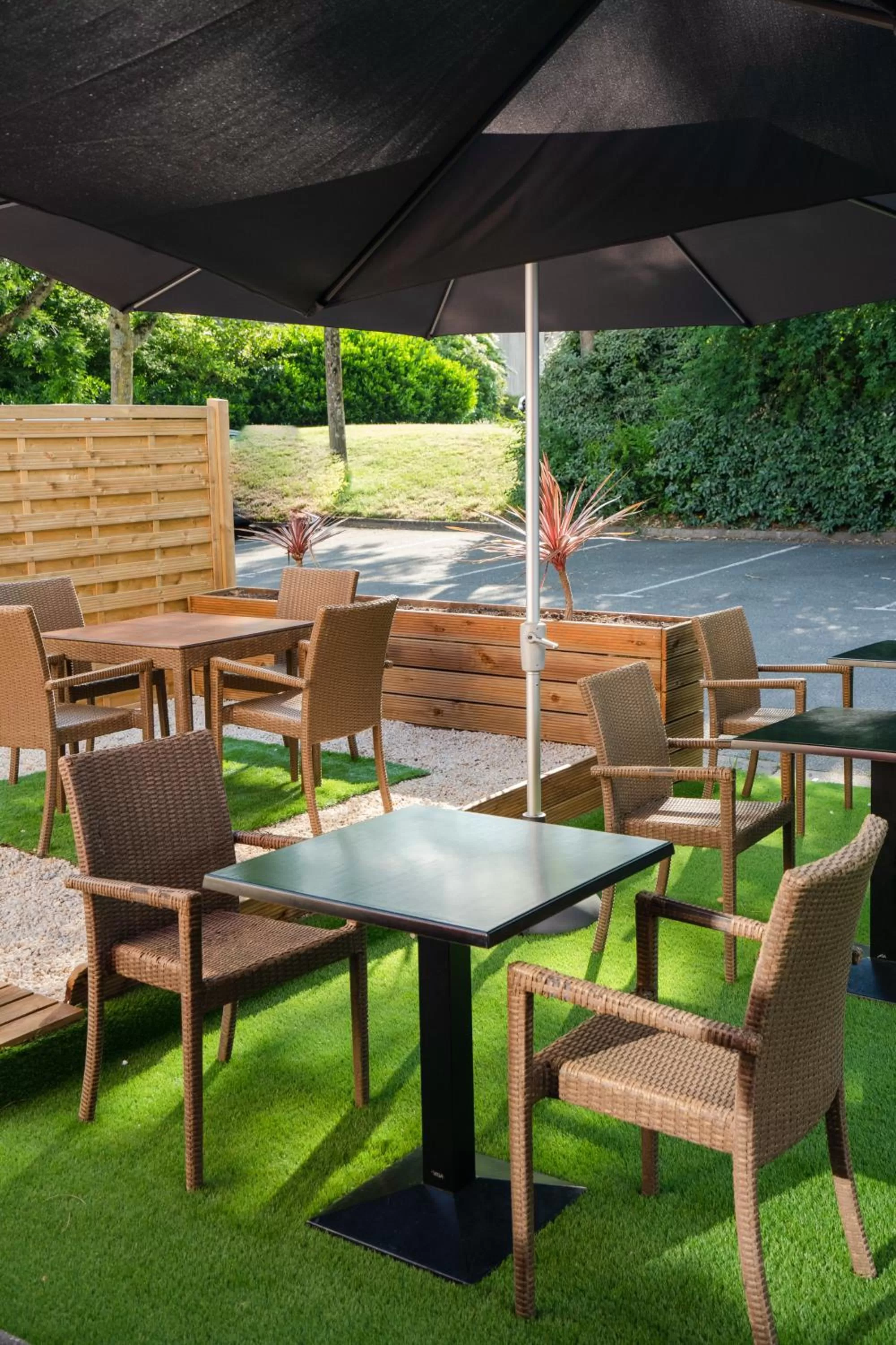 Restaurant/places to eat in Brit Hotel Essentiel Cholet