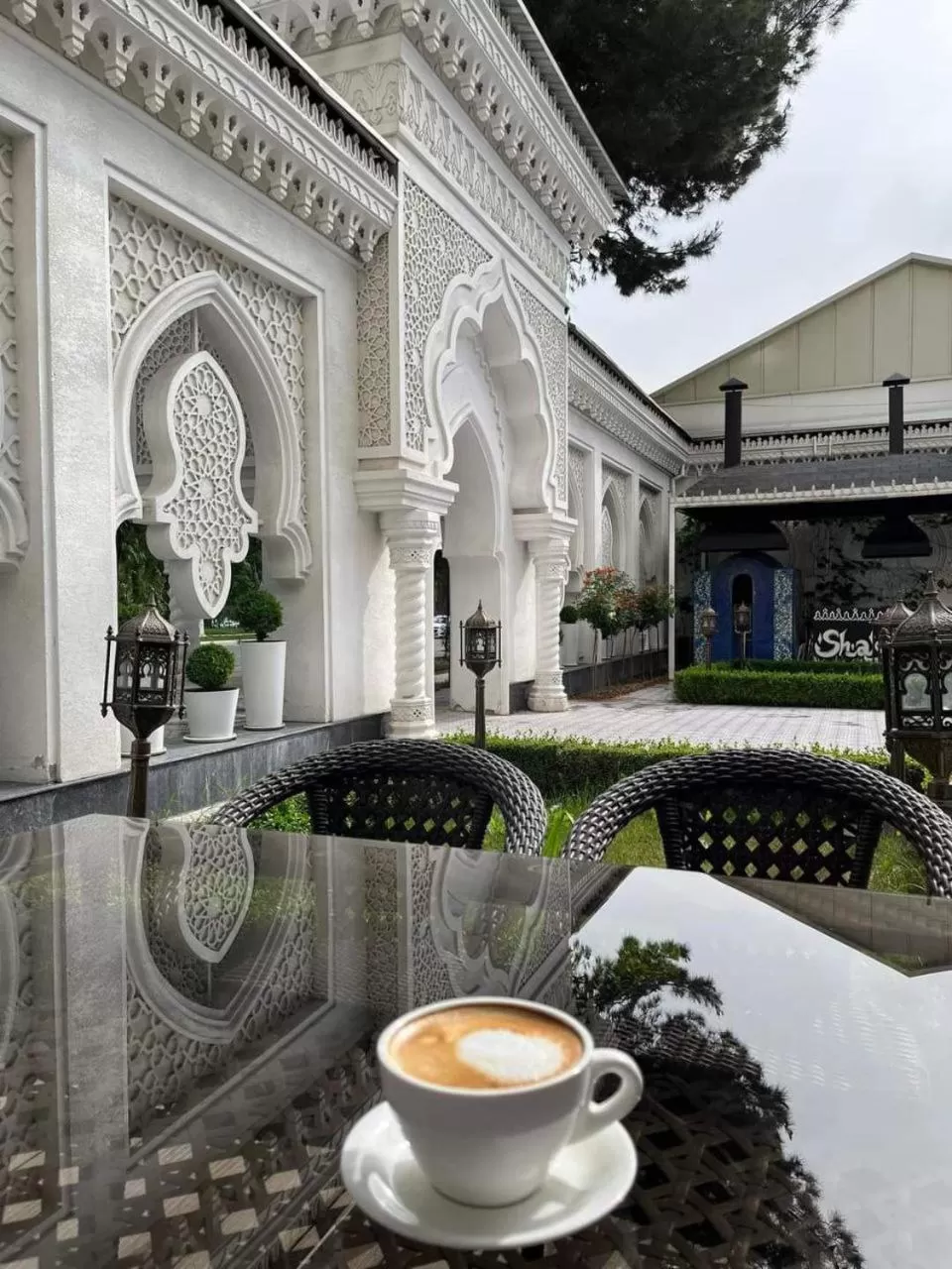 Drinks in The Shahar