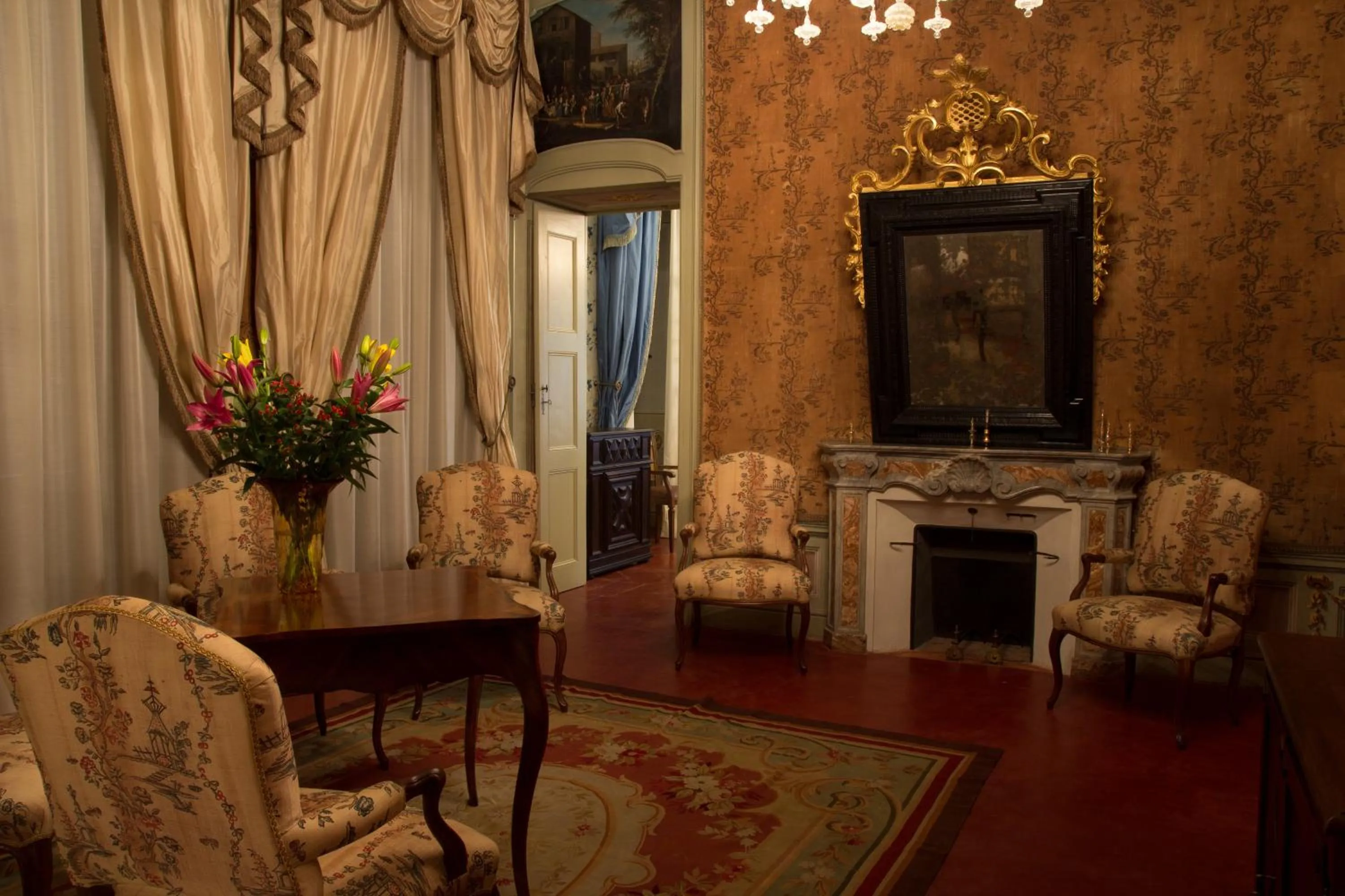 Living room in Castello di Guarene