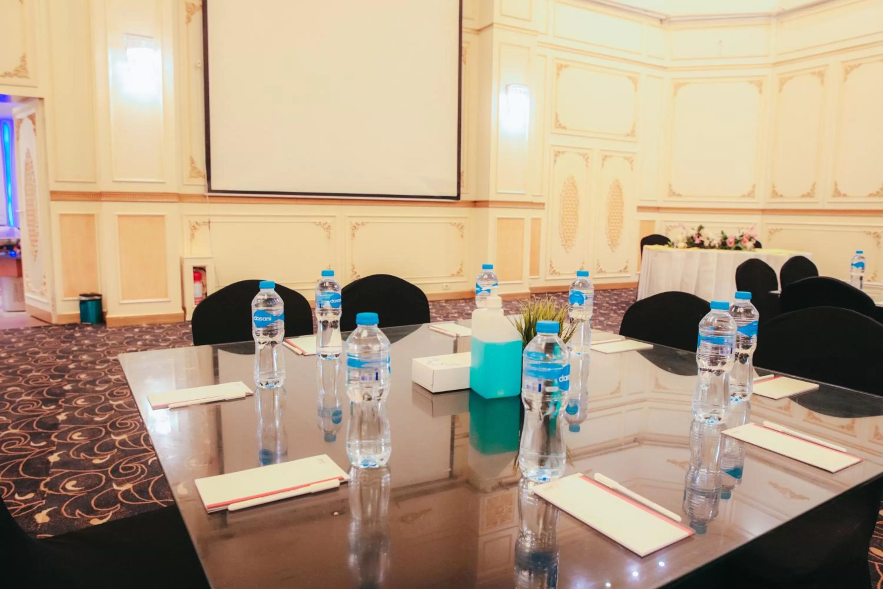 Business facilities in Aracan Portsaid