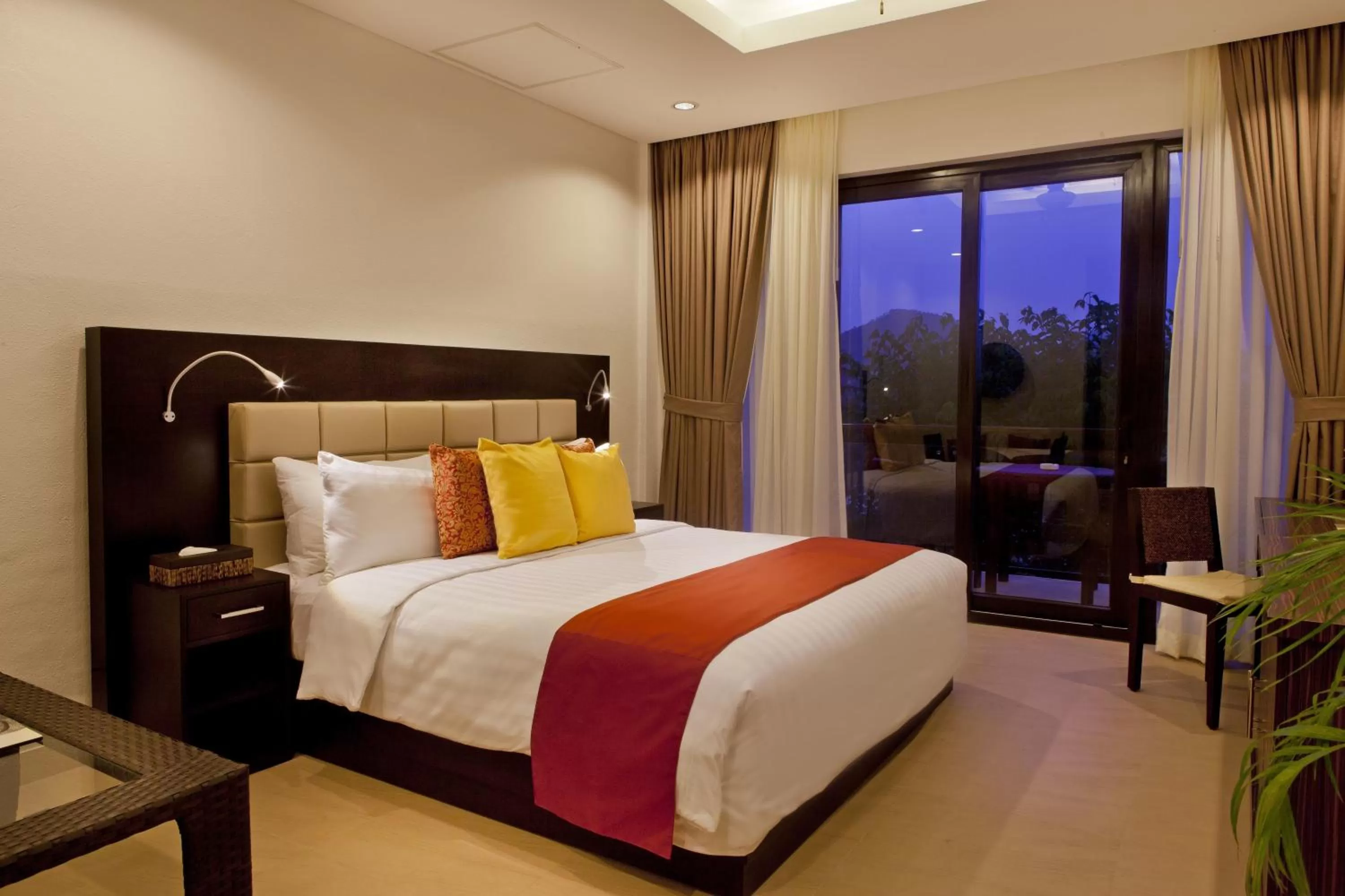 Photo of the whole room, Bed in Busuanga Bay Lodge