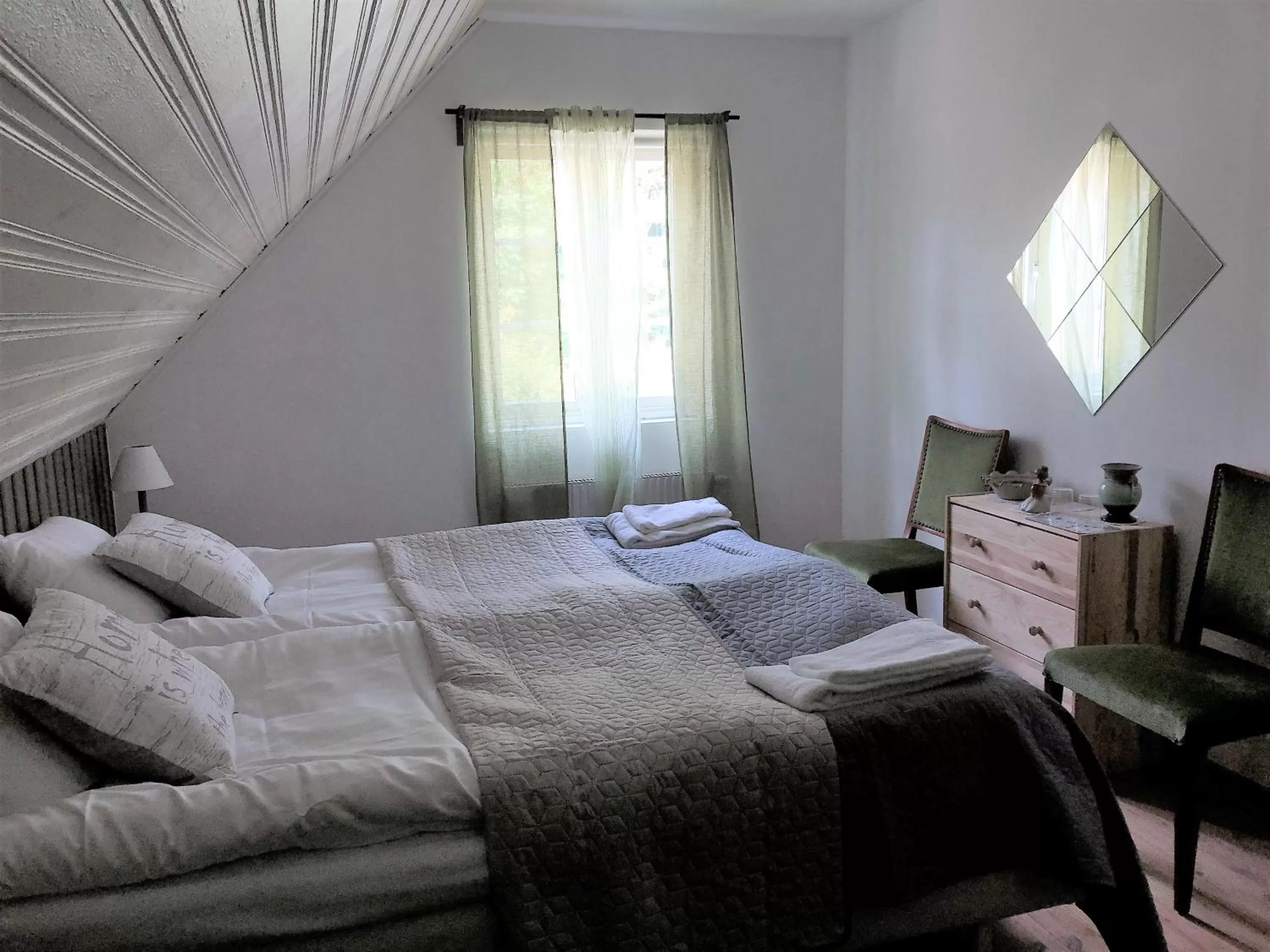 Photo of the whole room, Bed in Stora Herrestad B&B