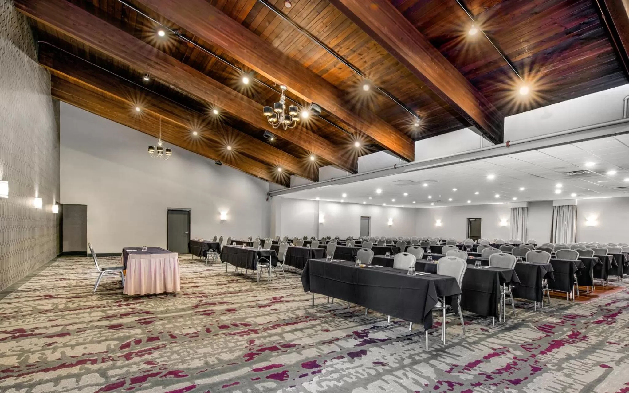 Meeting/conference room in Crowne Plaza Milwaukee South by IHG