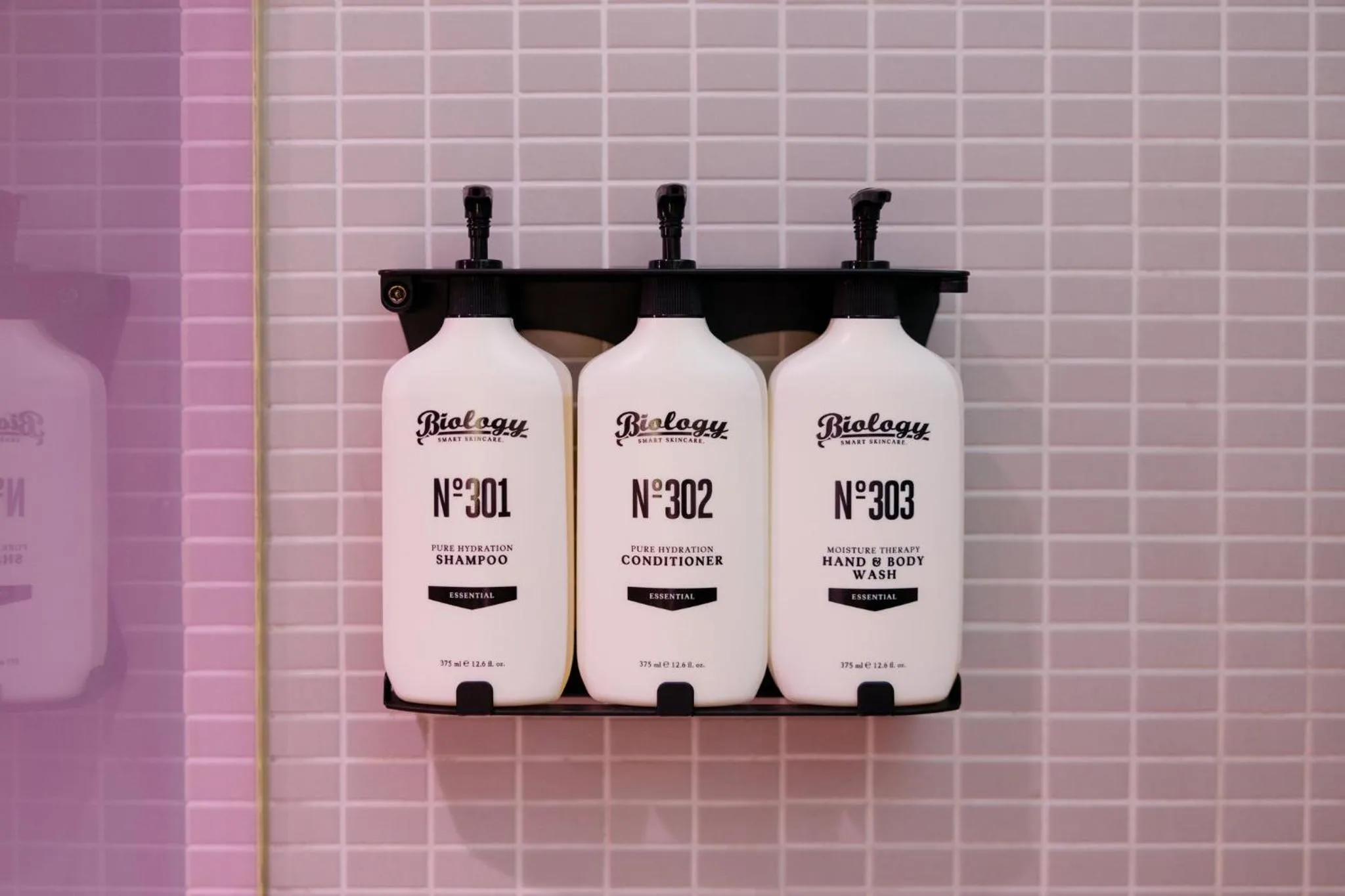 Photo of the whole room in Hotel Indigo Sydney Potts Point by IHG