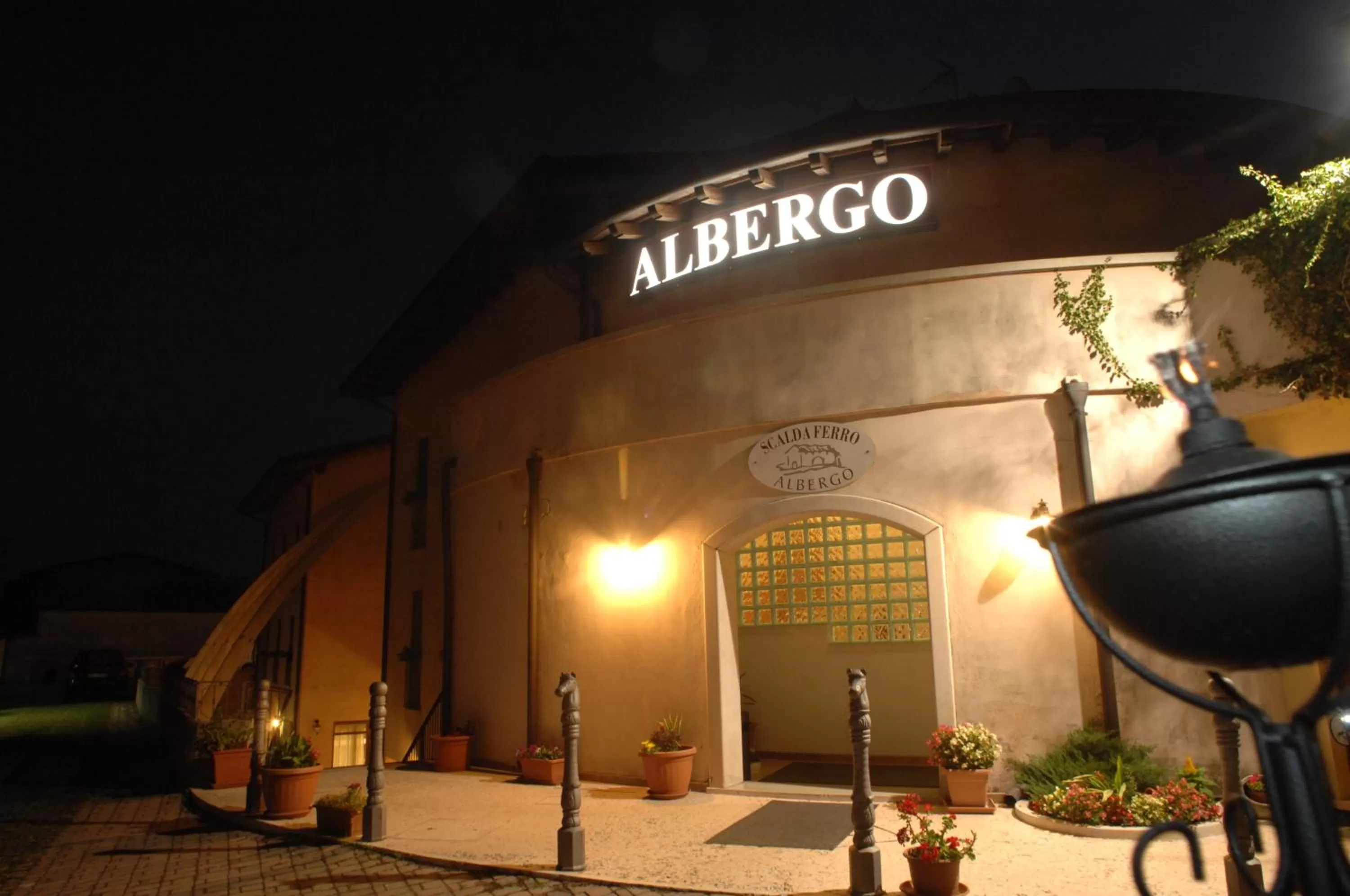 Facade/entrance in Hotel Scaldaferro