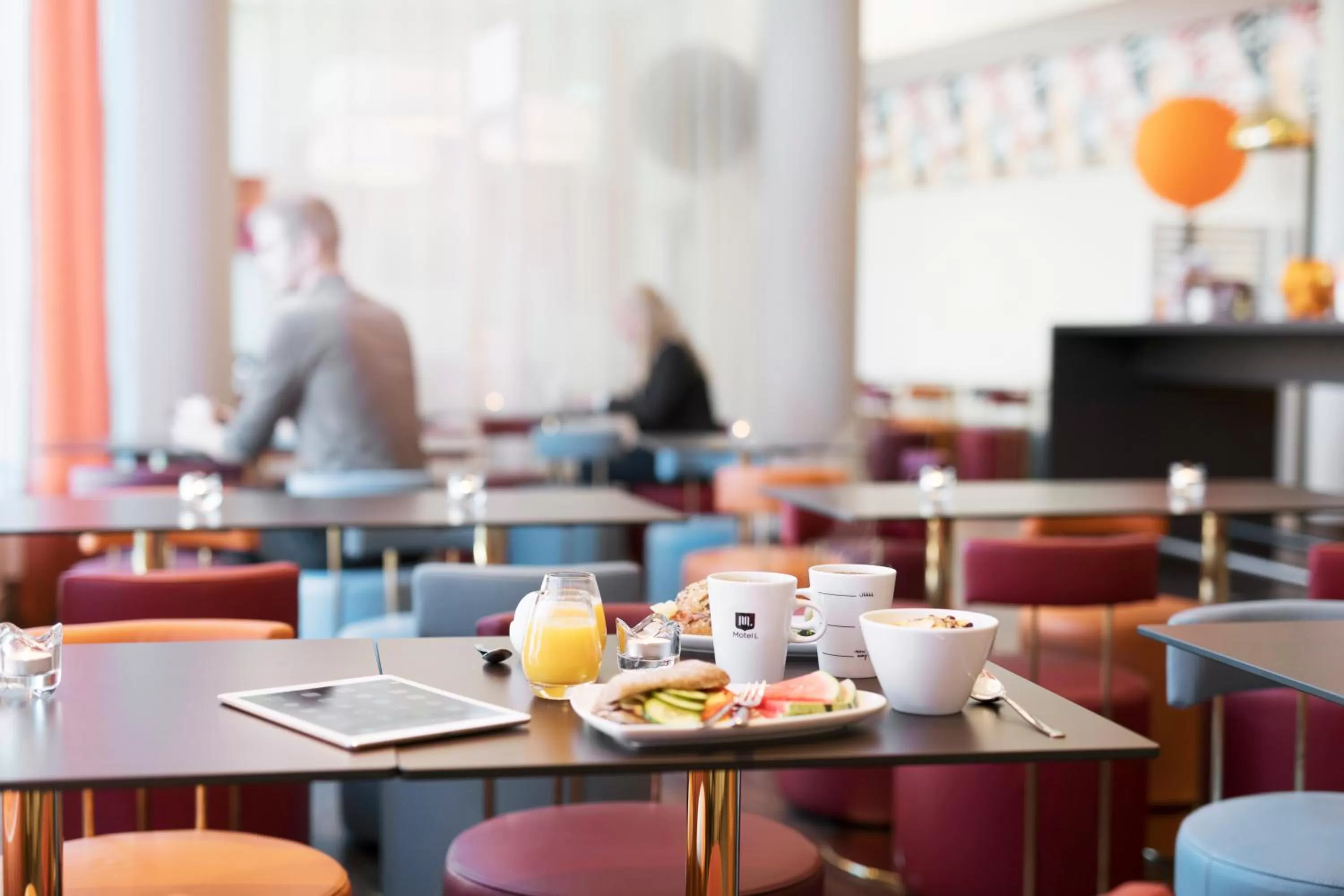 Restaurant/places to eat in Motel L Stockholm Älvsjö