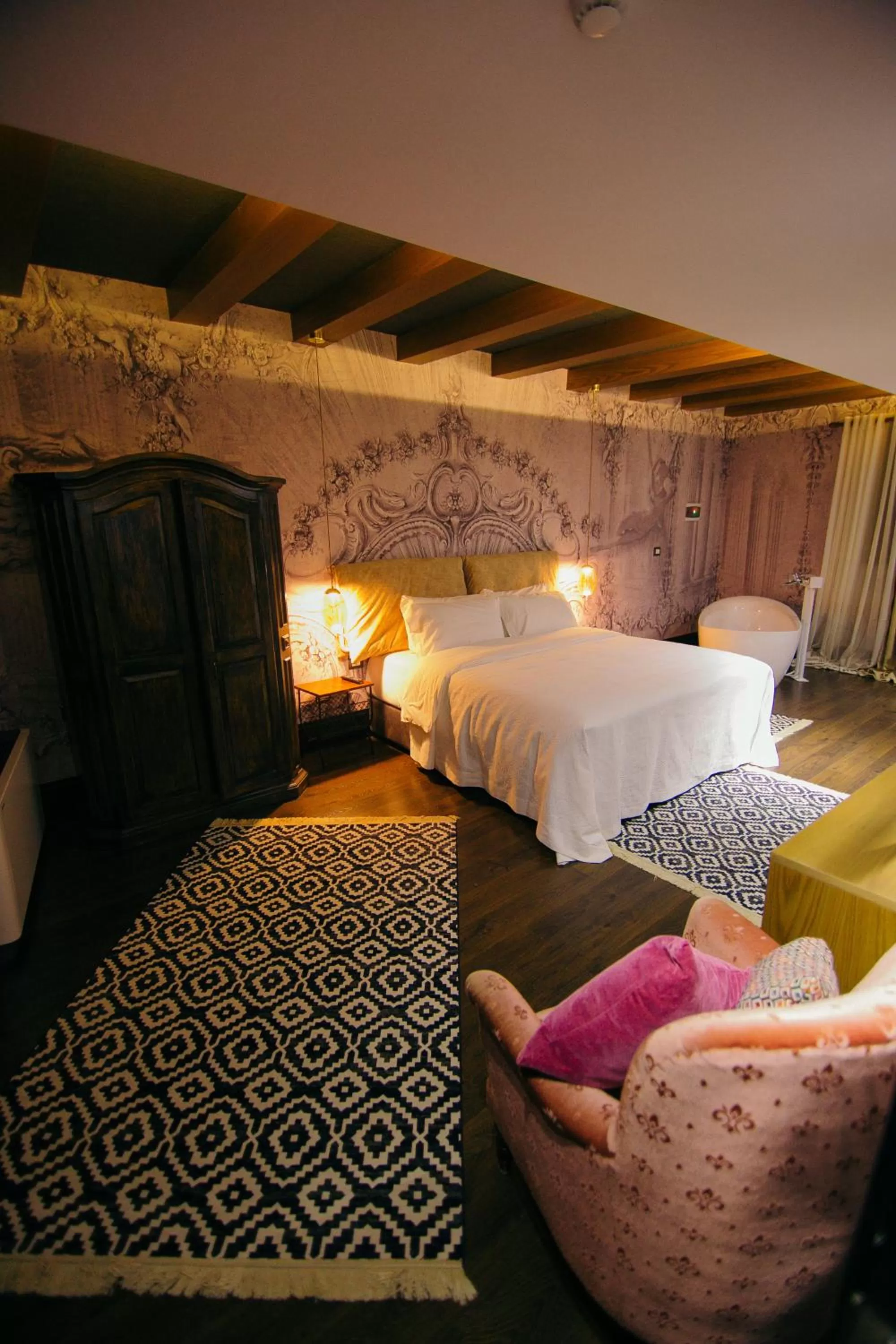 Bedroom, Bed in Cathedral Boutique Hotel