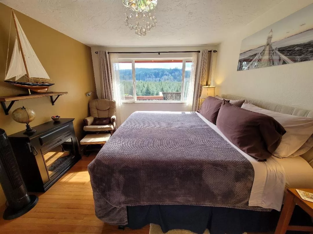 Photo of the whole room, Bed in Misty Valley Inn