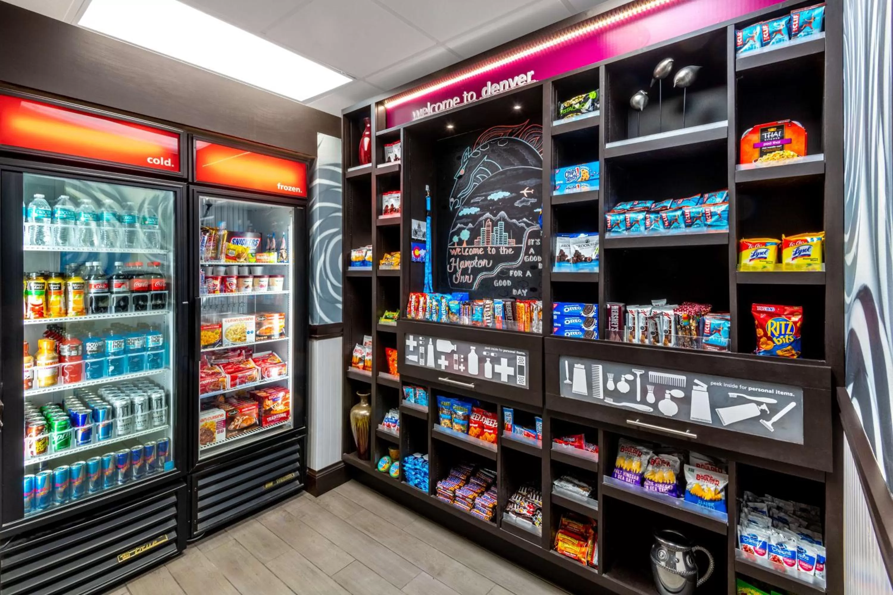 Restaurant/places to eat in Hampton Inn Denver-International Airport