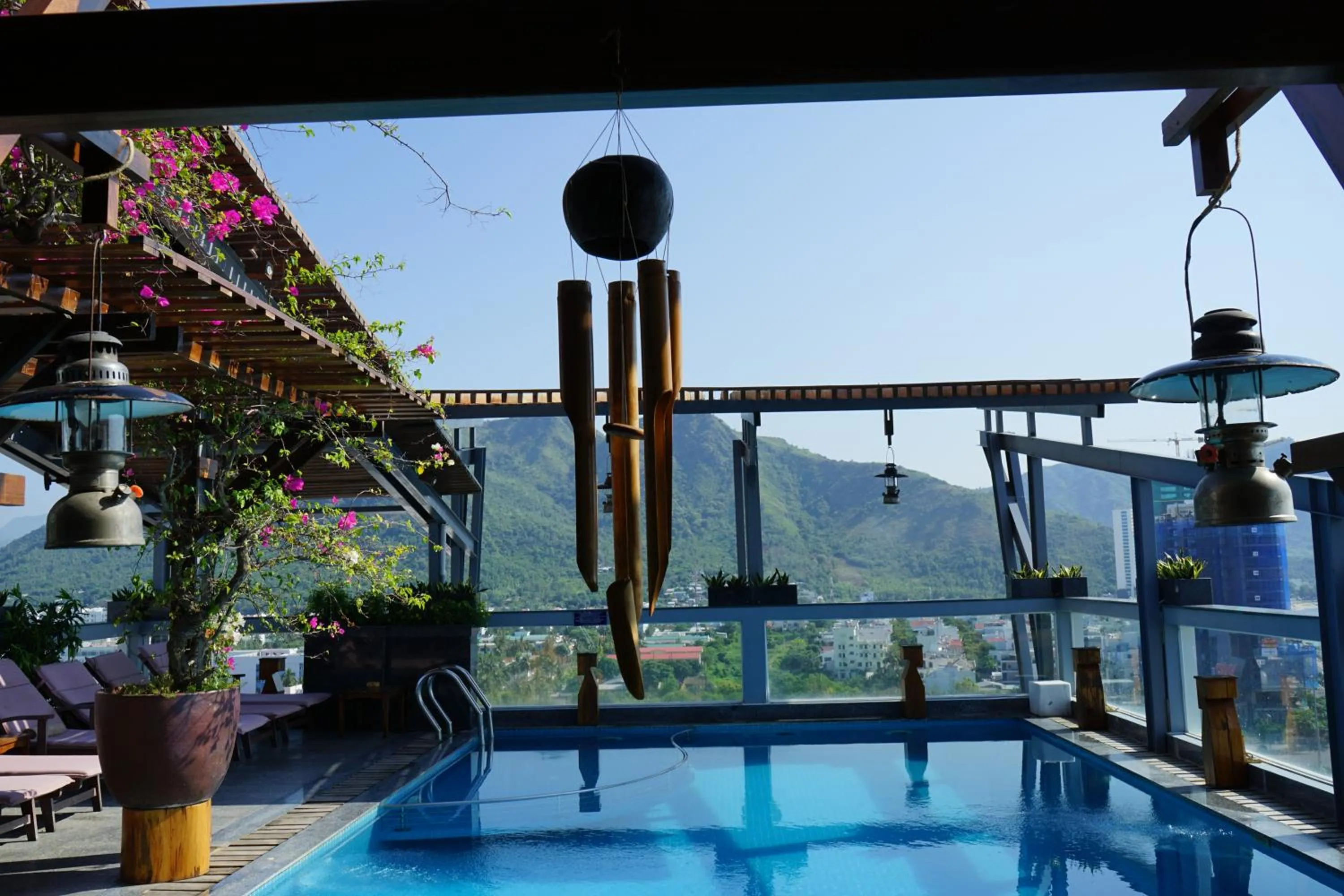 Swimming pool in Seasing Boutique Hotel