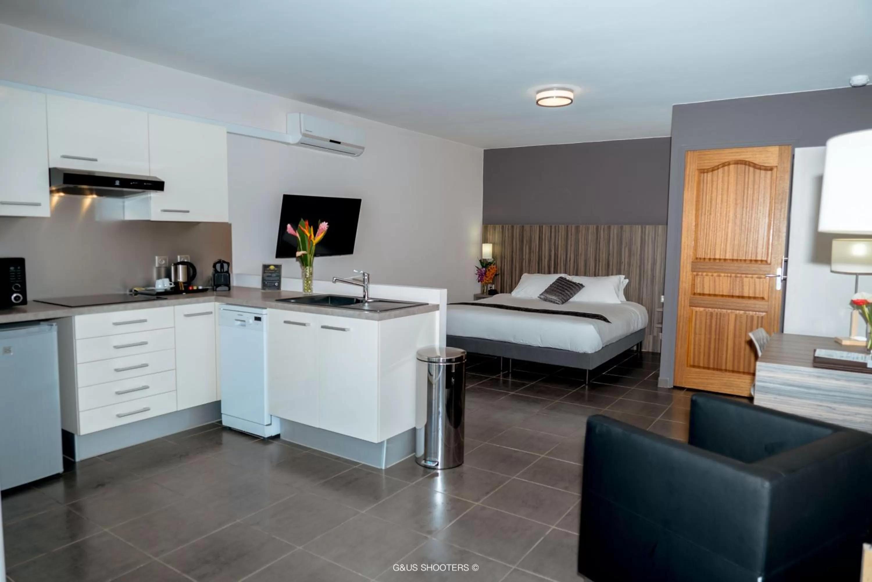 Photo of the whole room, Bed in Eclipse Belle Etoile Appart'hôtel