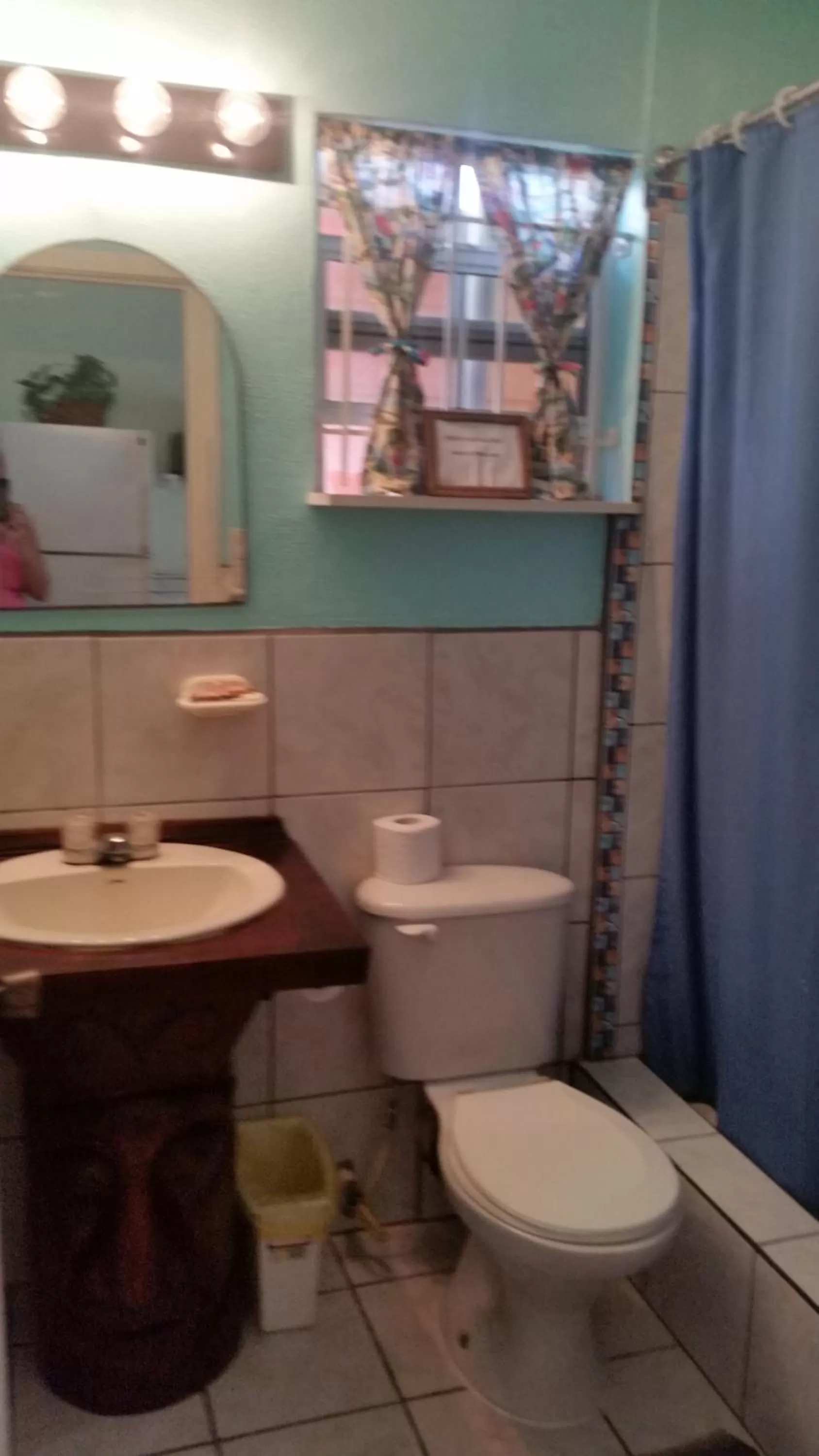 Bathroom in Barefoot Beach Belize