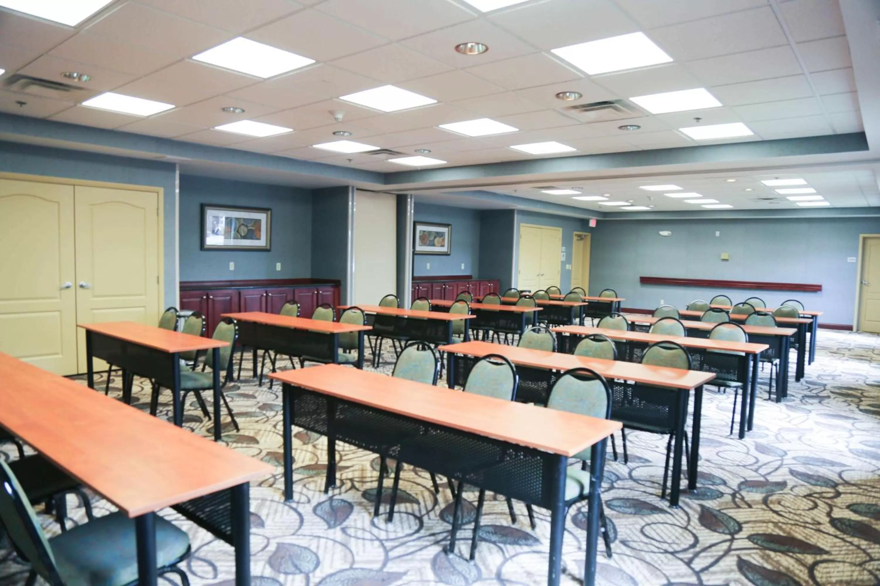 Meeting/conference room in Hampton Inn Morehead