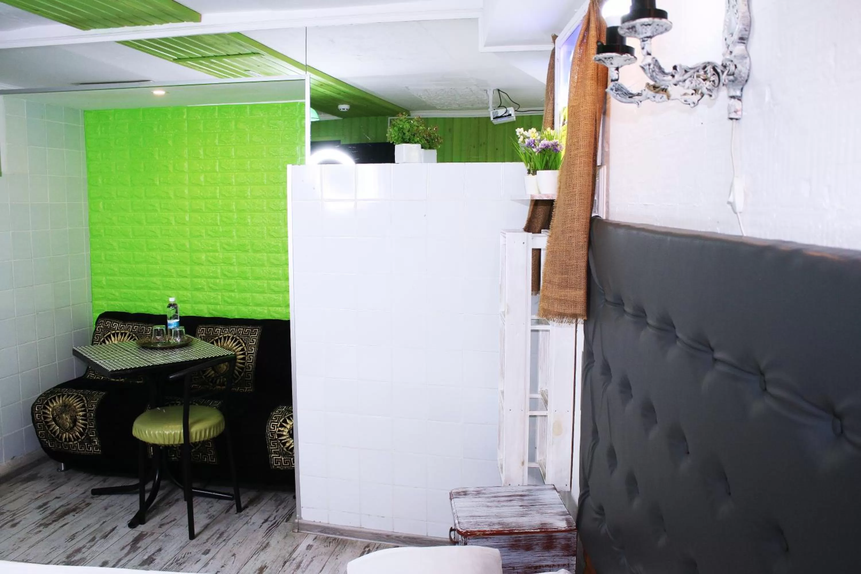 Photo of the whole room in MAMBA HOTEL - готель в укритті