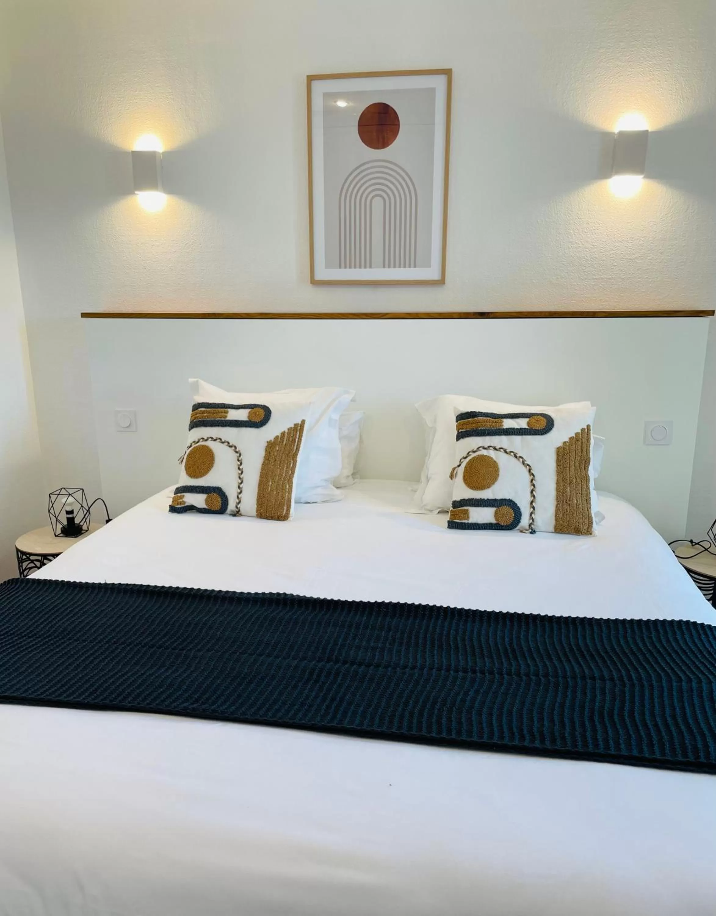 Bed in Hôtel Porte Mars Reims Gare Centre Arena