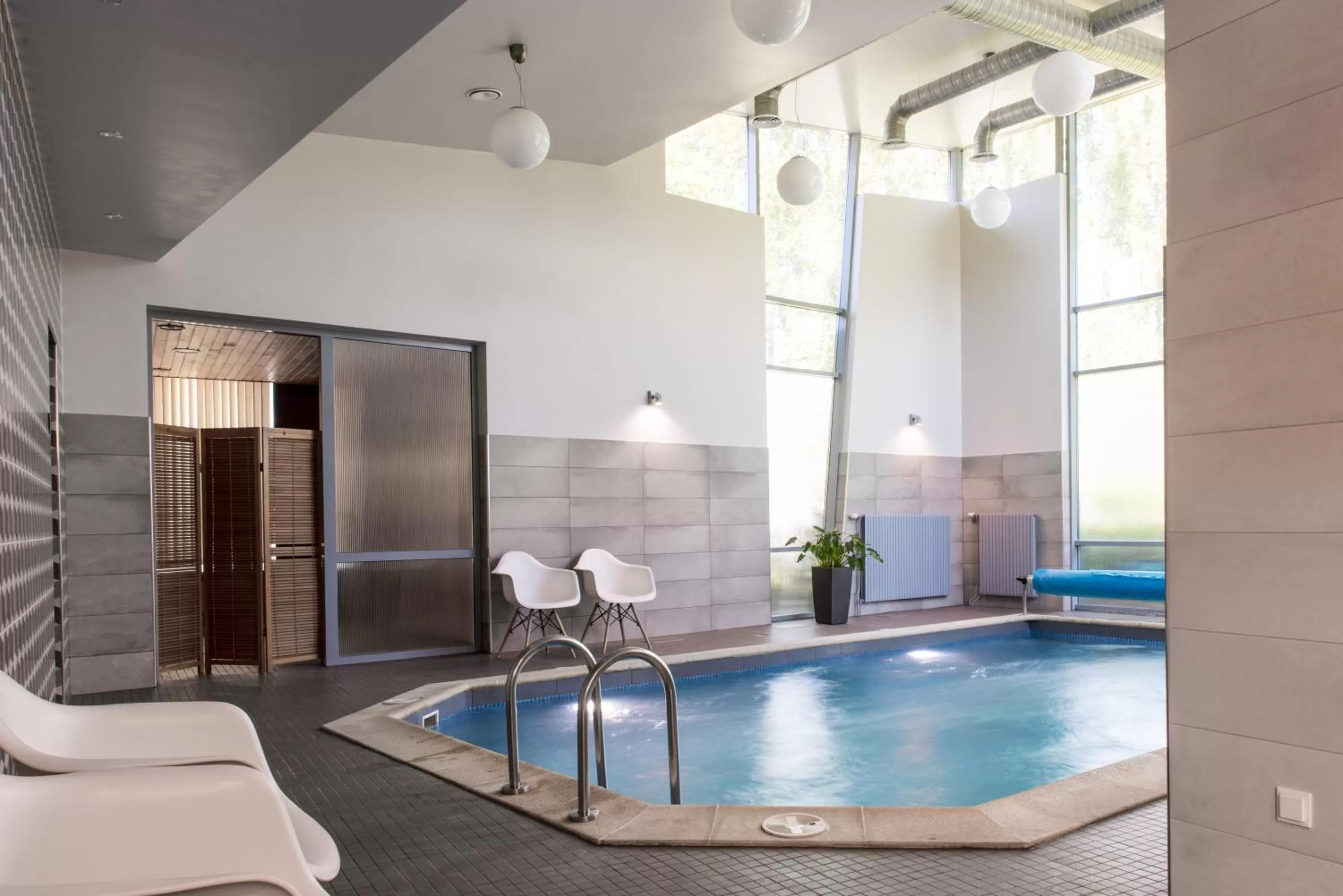 Swimming pool in Hotel Sigulda