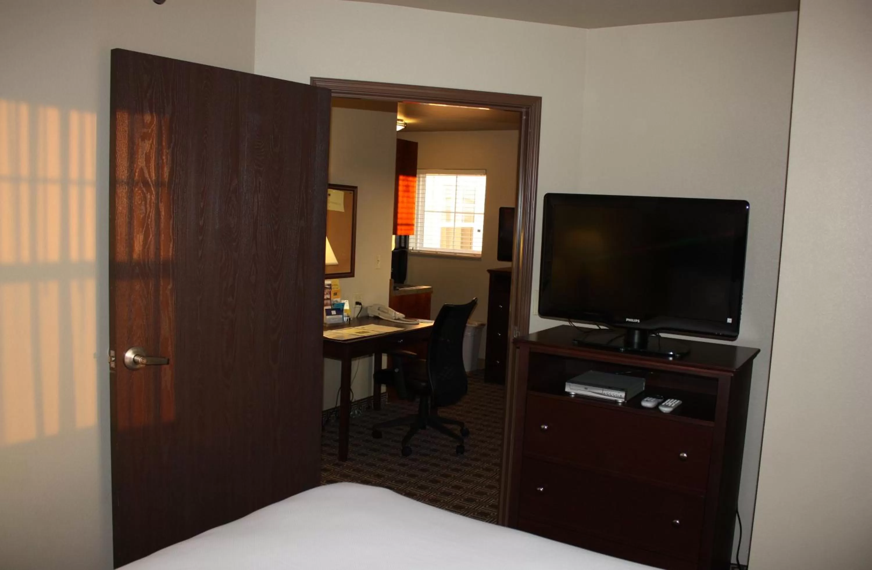 Bedroom in MainStay Suites St Robert - Fort Leonard Wood
