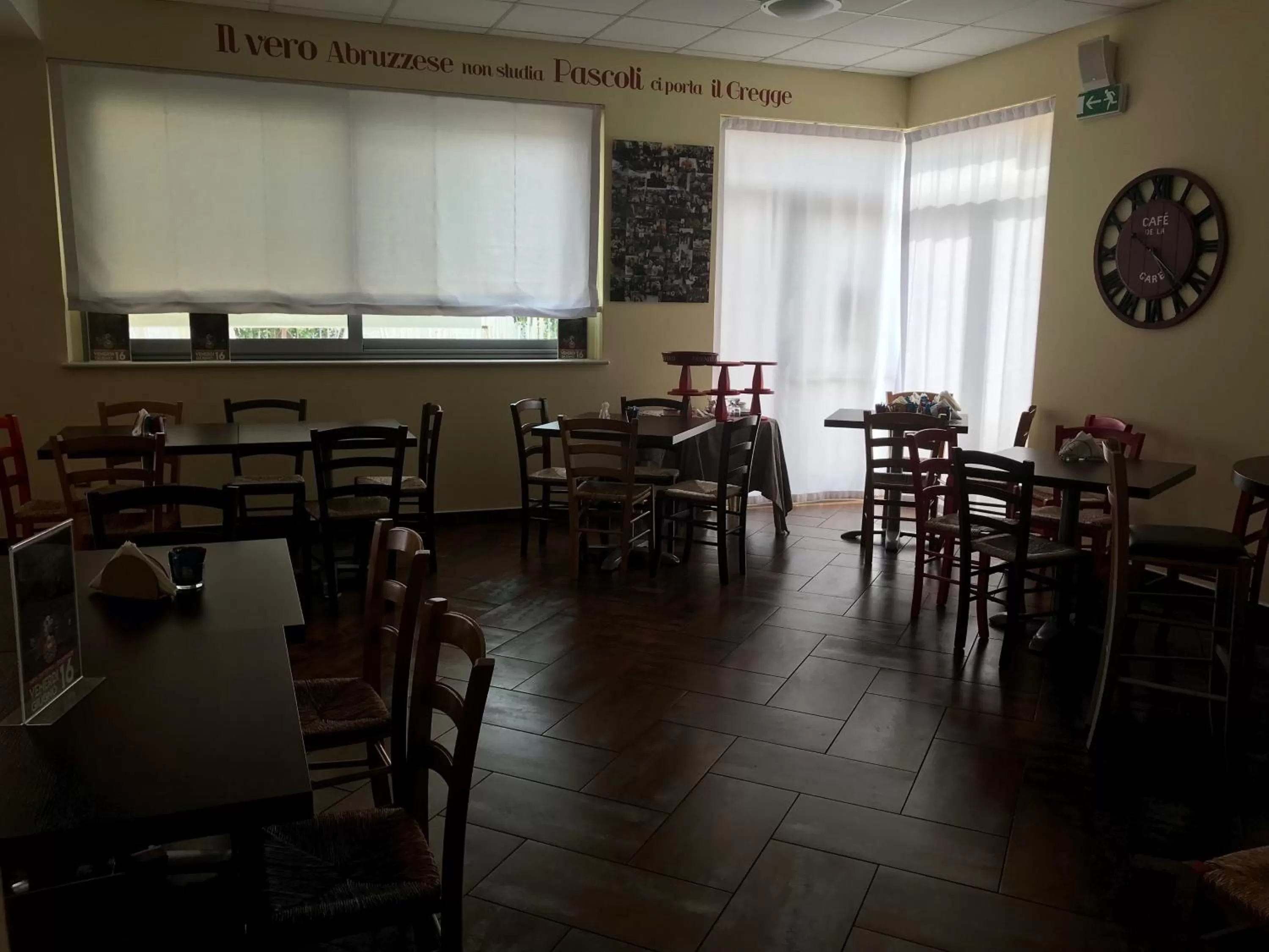 Restaurant/places to eat in Rosso Di Sera