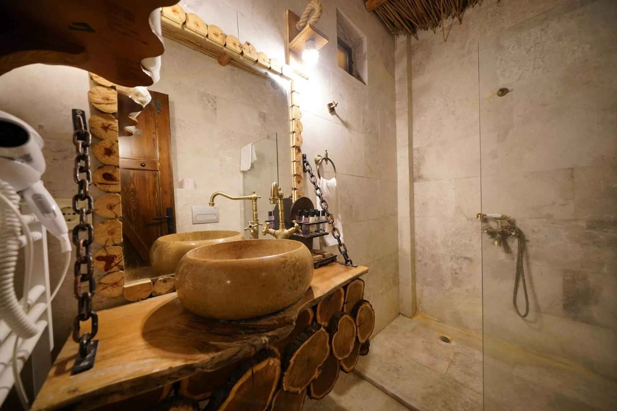 Shower in Cappadocia Nar Cave House & Swimming Pool