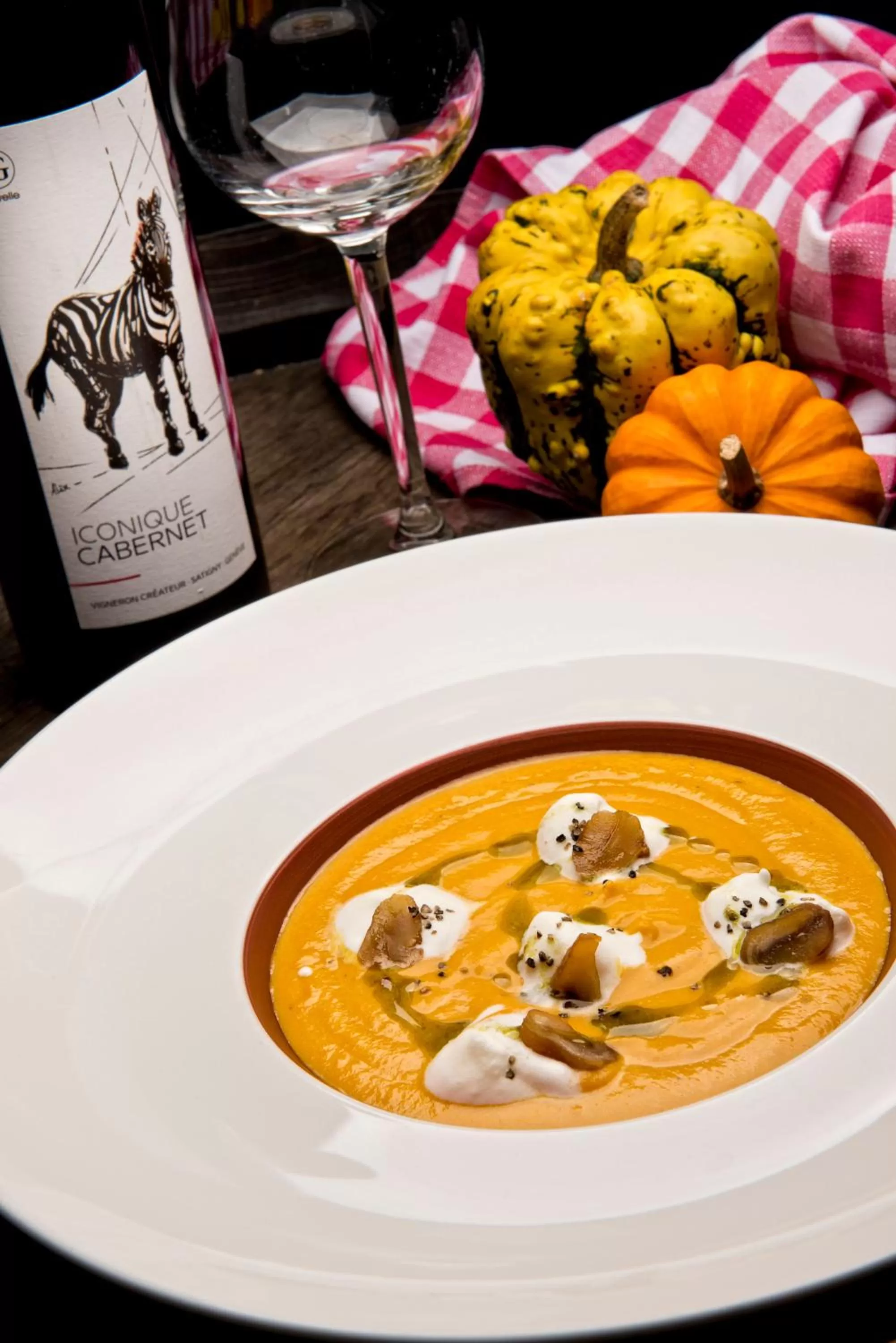 Restaurant/places to eat in Chez Maman Hotel & Restaurant