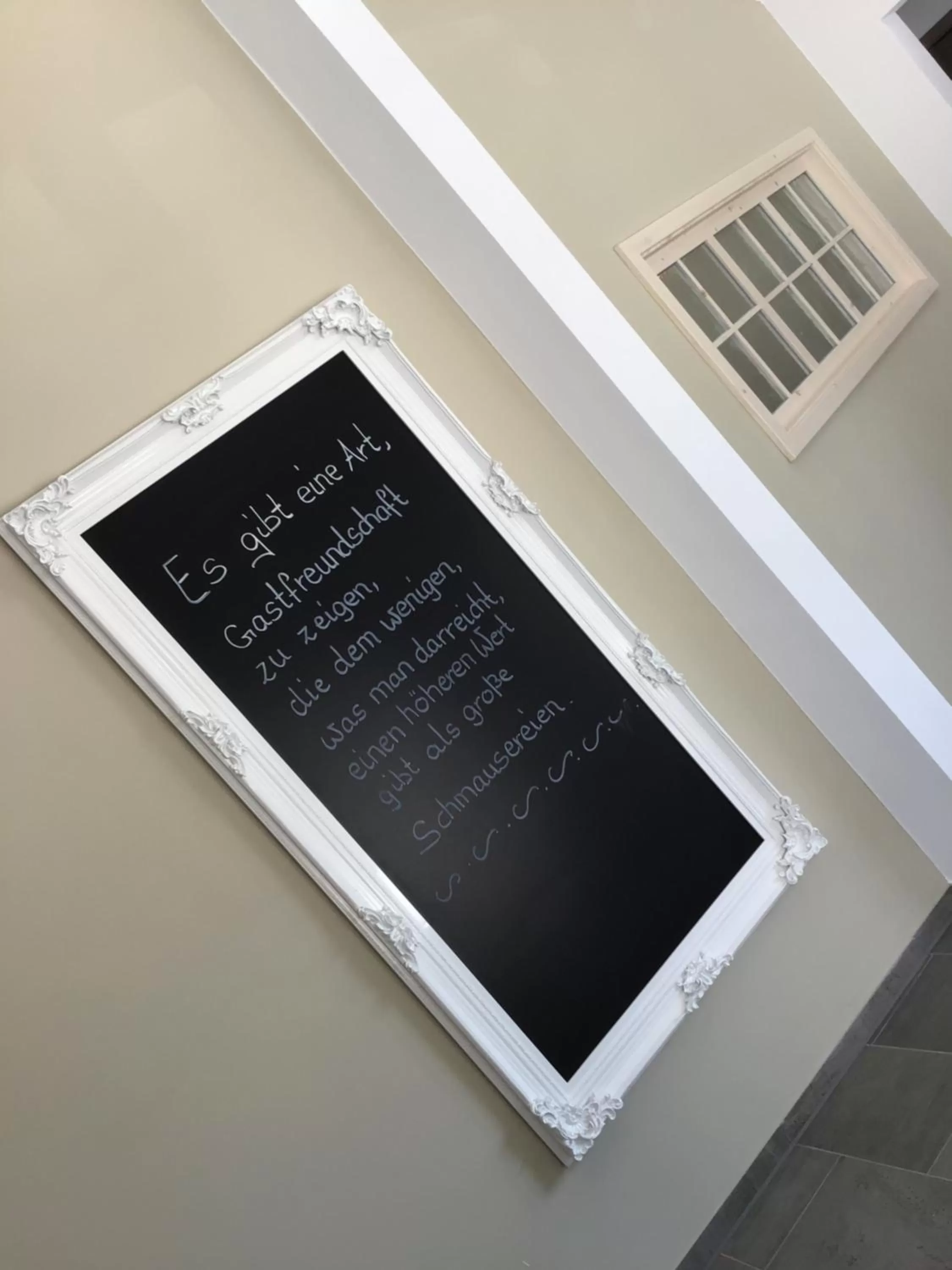 Property logo or sign in Ehringer Hof