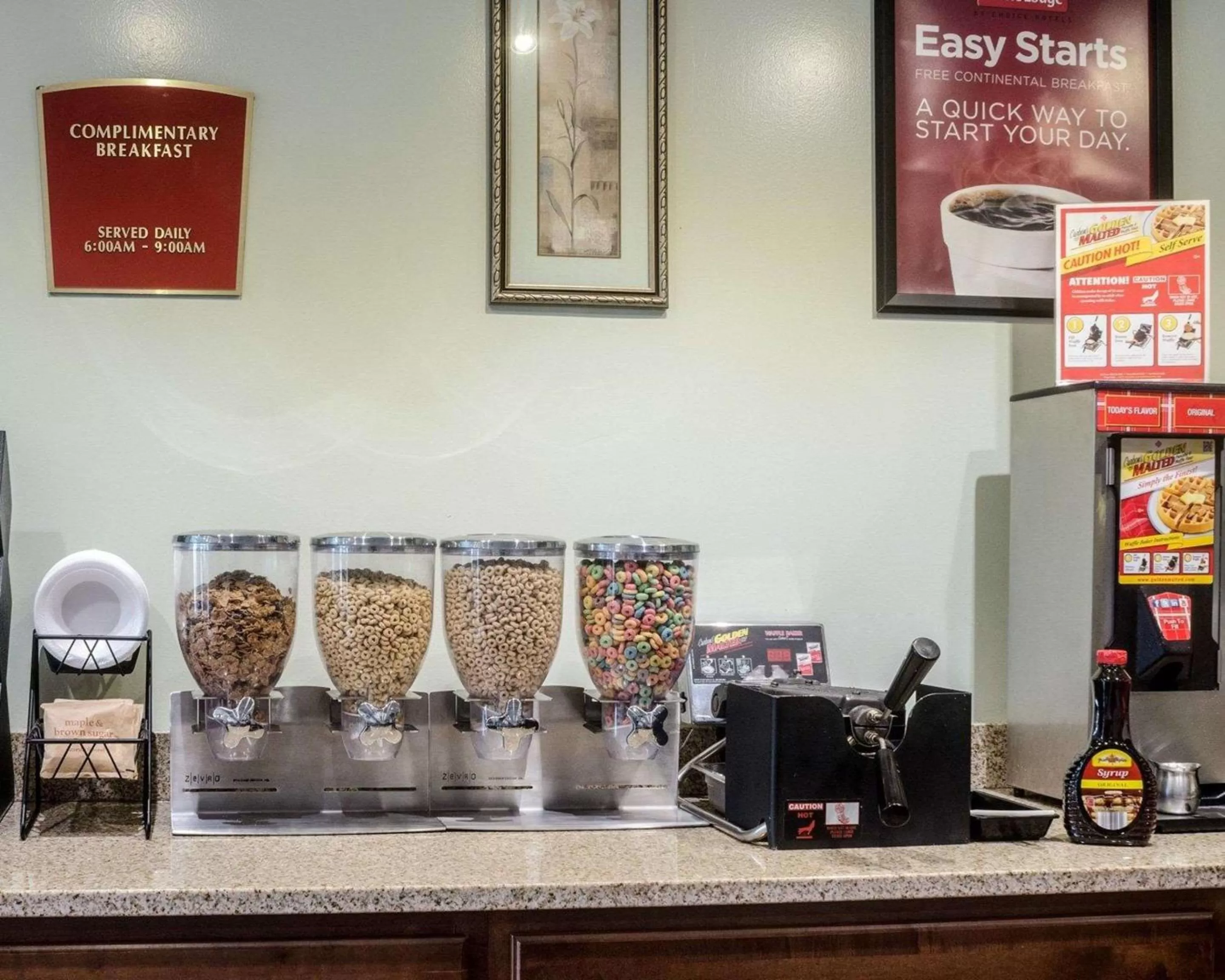 Breakfast in Econo Lodge University