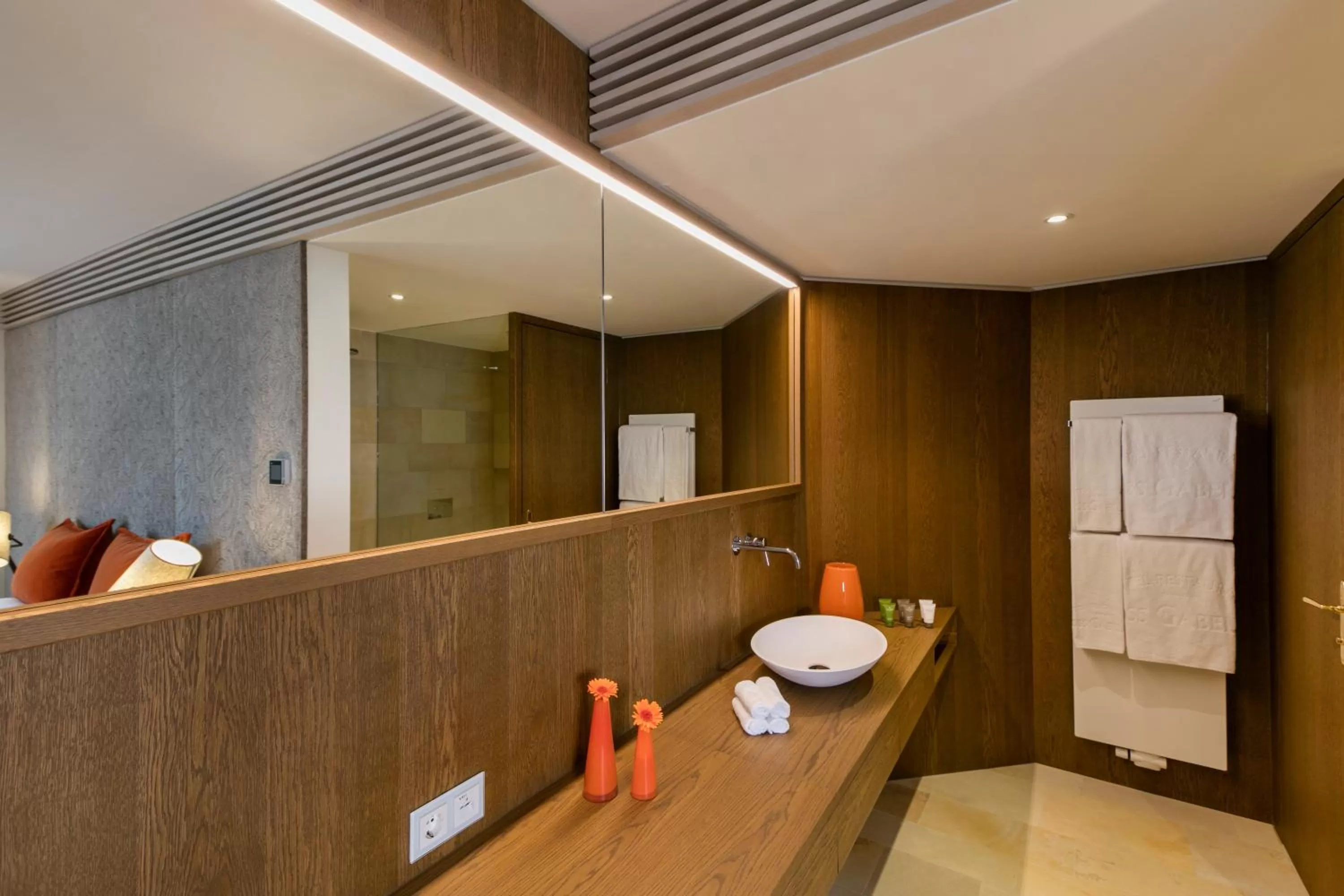 Photo of the whole room in TAUROA Schloss Gabelhofen