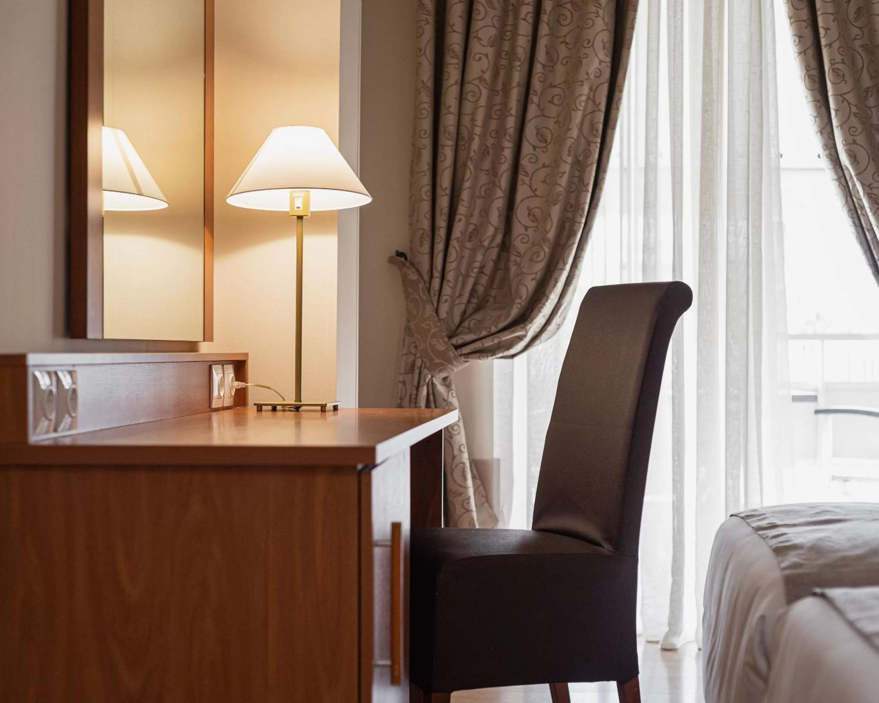 Bed in Acropolis Select