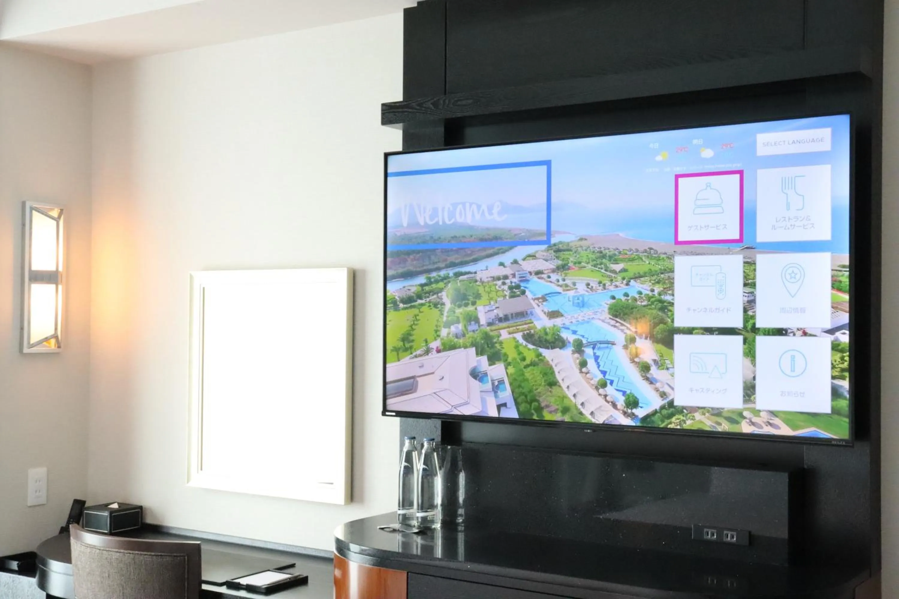 Photo of the whole room in Hilton Yokohama