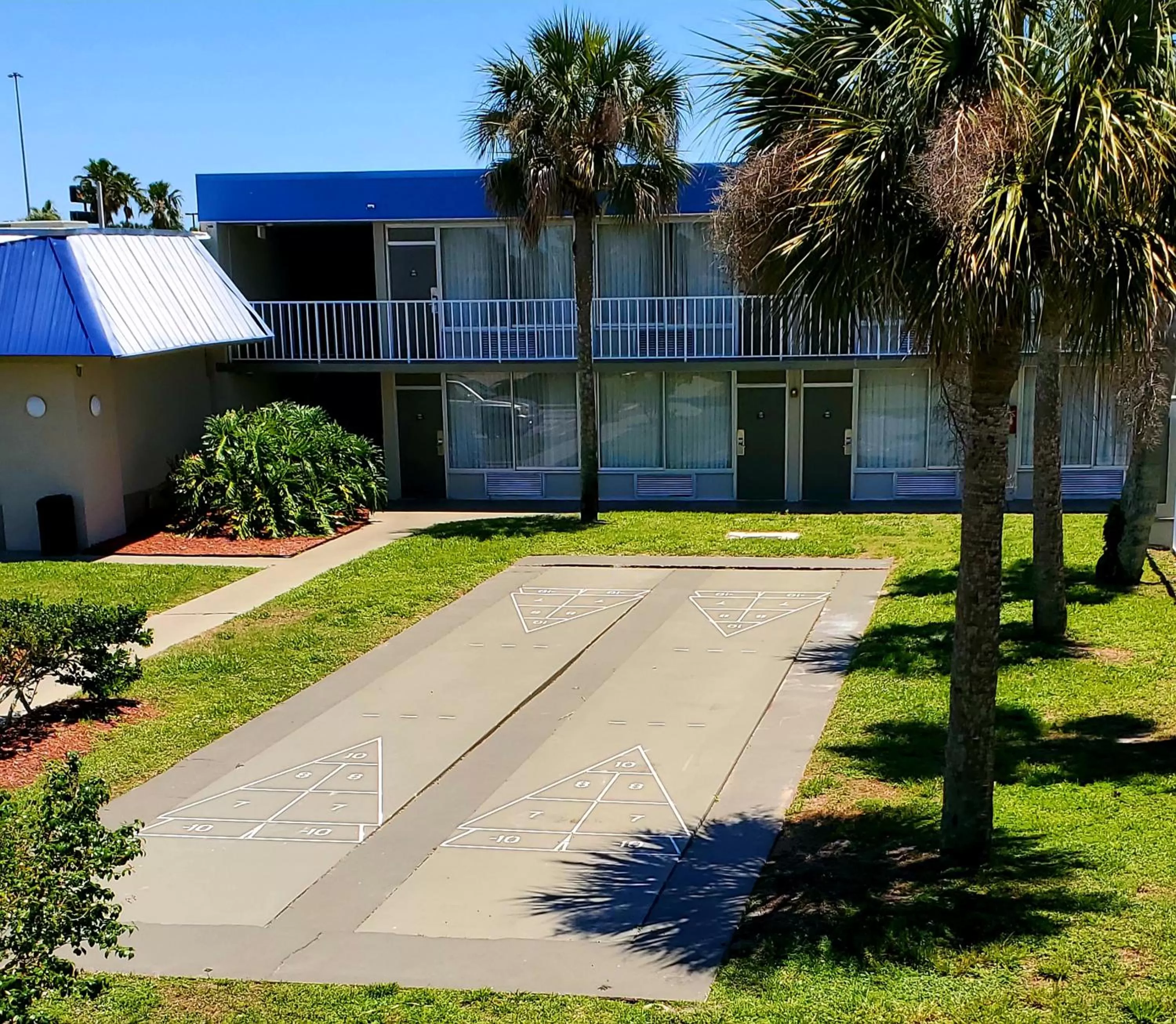 Day in Days Inn by Wyndham Titusville Kennedy Space Center