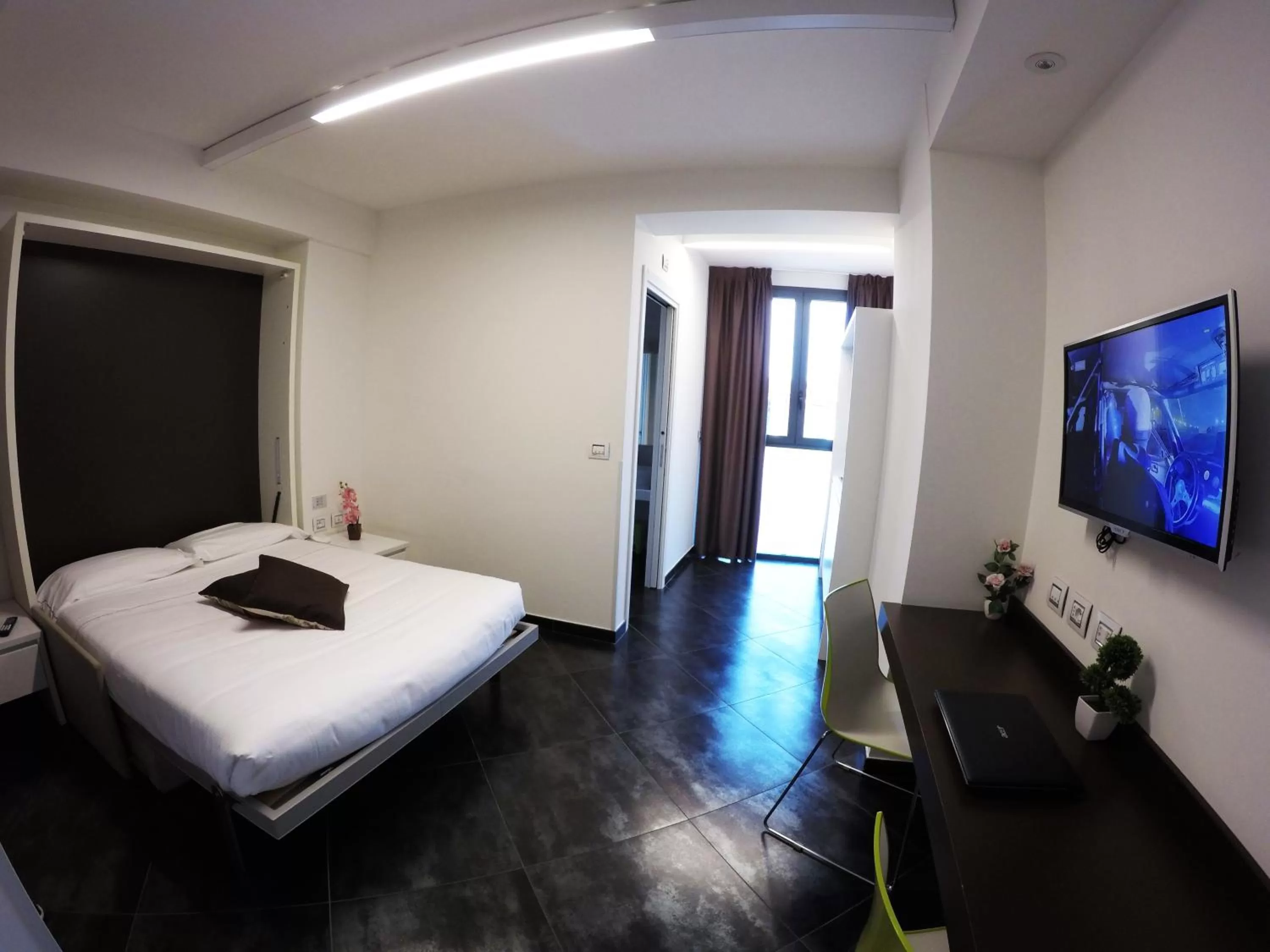 TV and multimedia, Bed in 57 Reshotel Orio