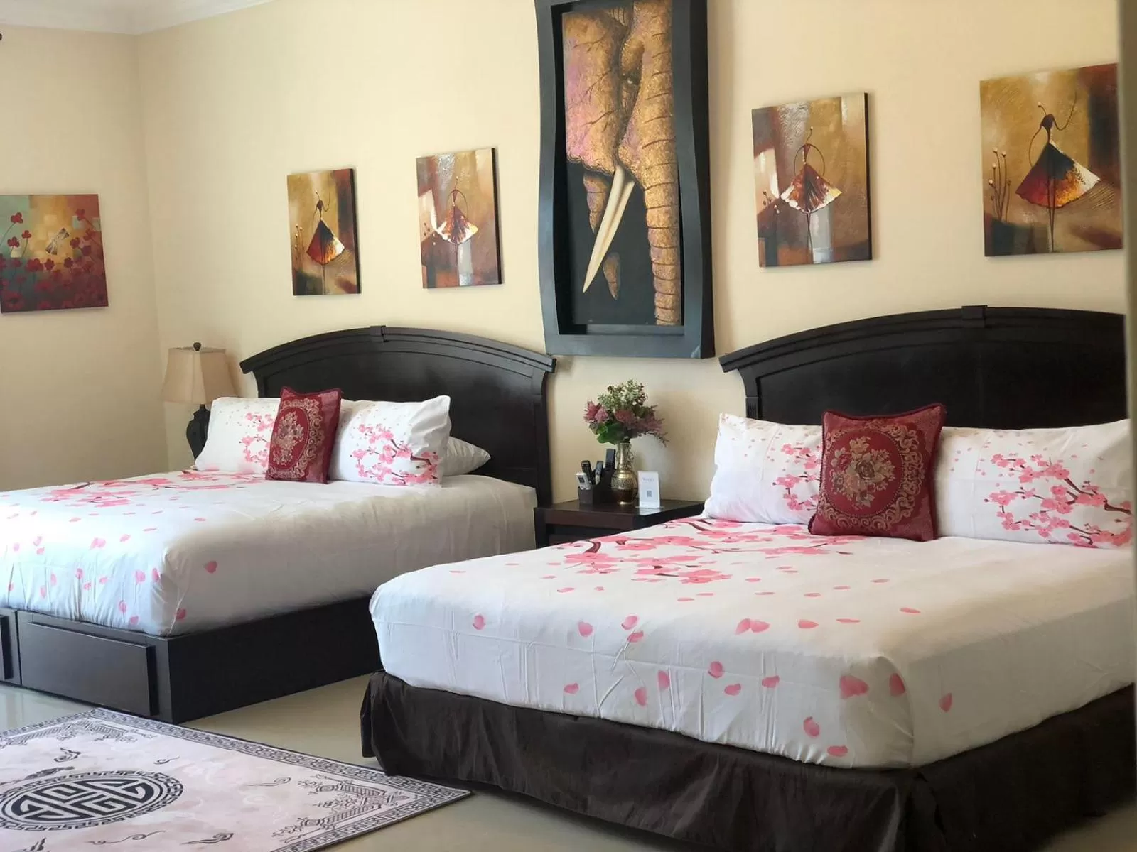 Bed in Villa Segovia Cozumel