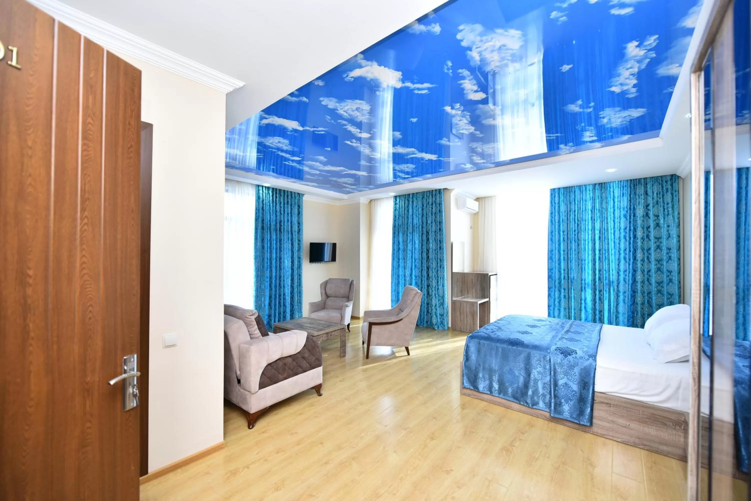 Photo of the whole room, Bed in Hotel Skyline Batumi