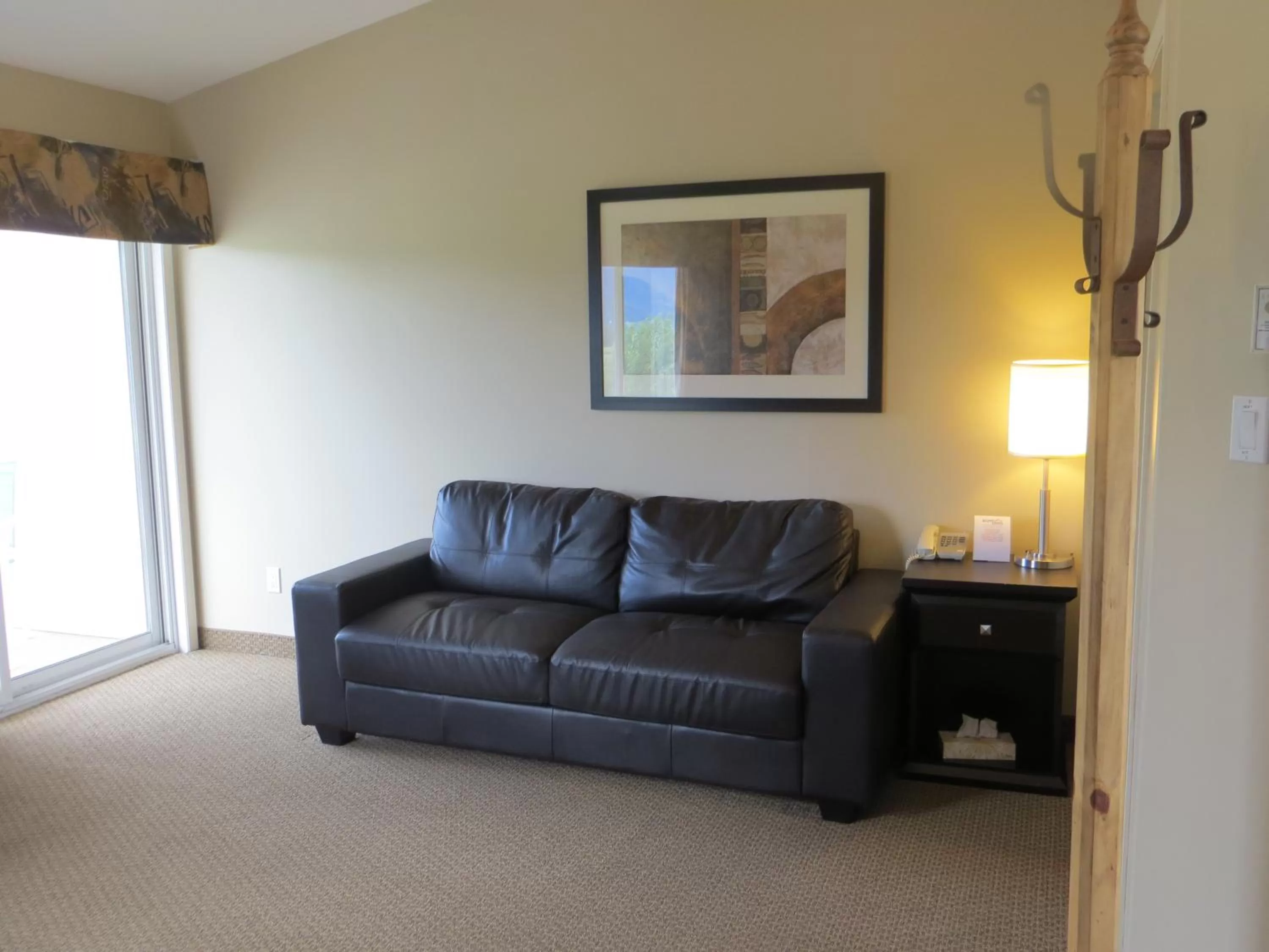 Seating area in BCMInns - Coleman