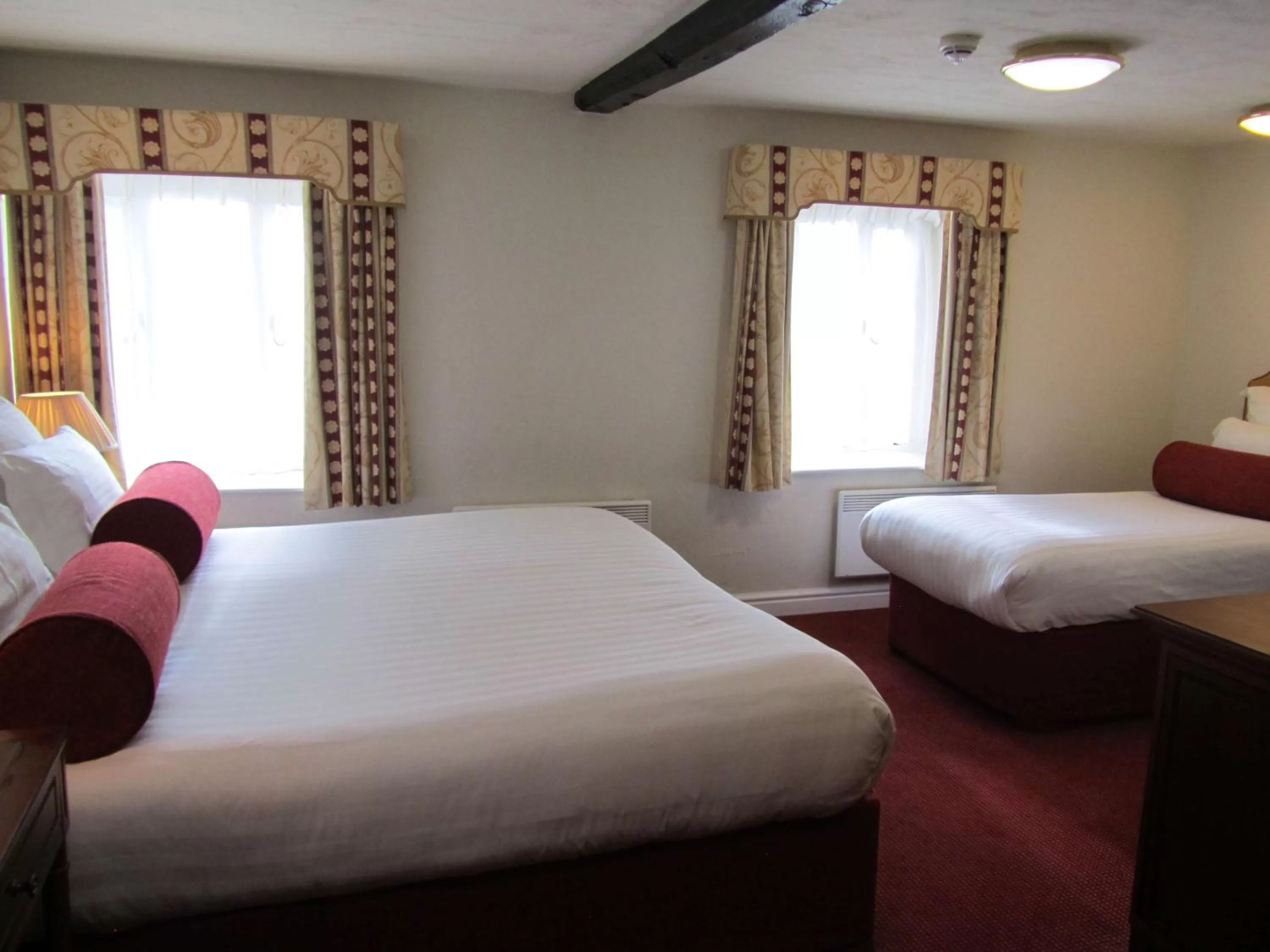 Family Room with Double and Single Beds in Windmill Village Hotel, Golf Club & Spa, BW Signature Collection