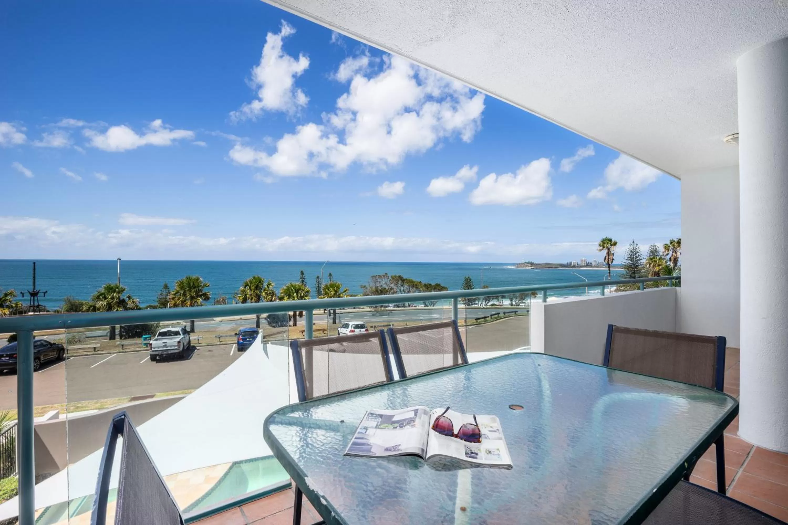 Three-Bedroom Apartment Mariner with Ocean View in Alexandra on the Pacific