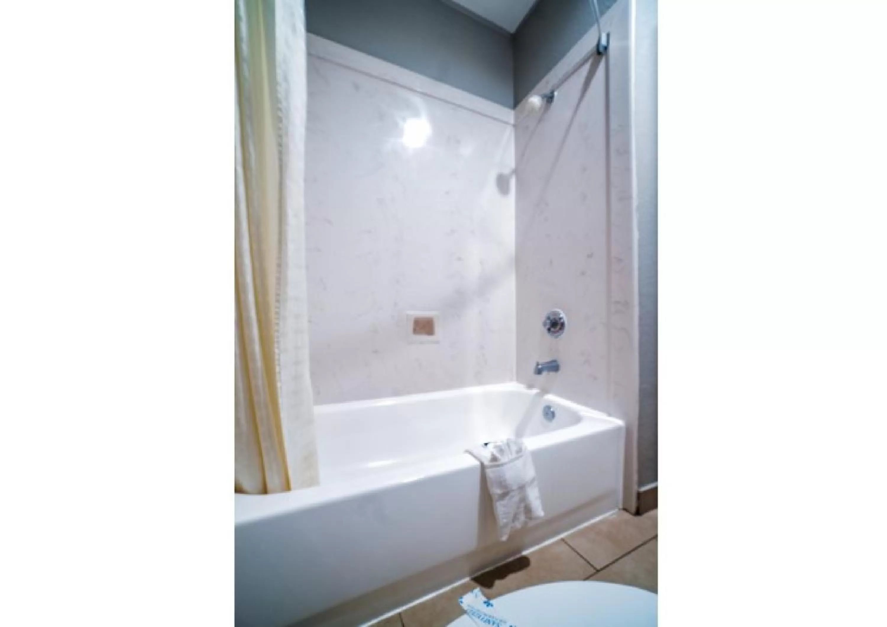 Bathroom in Hotel Bliss Kemah