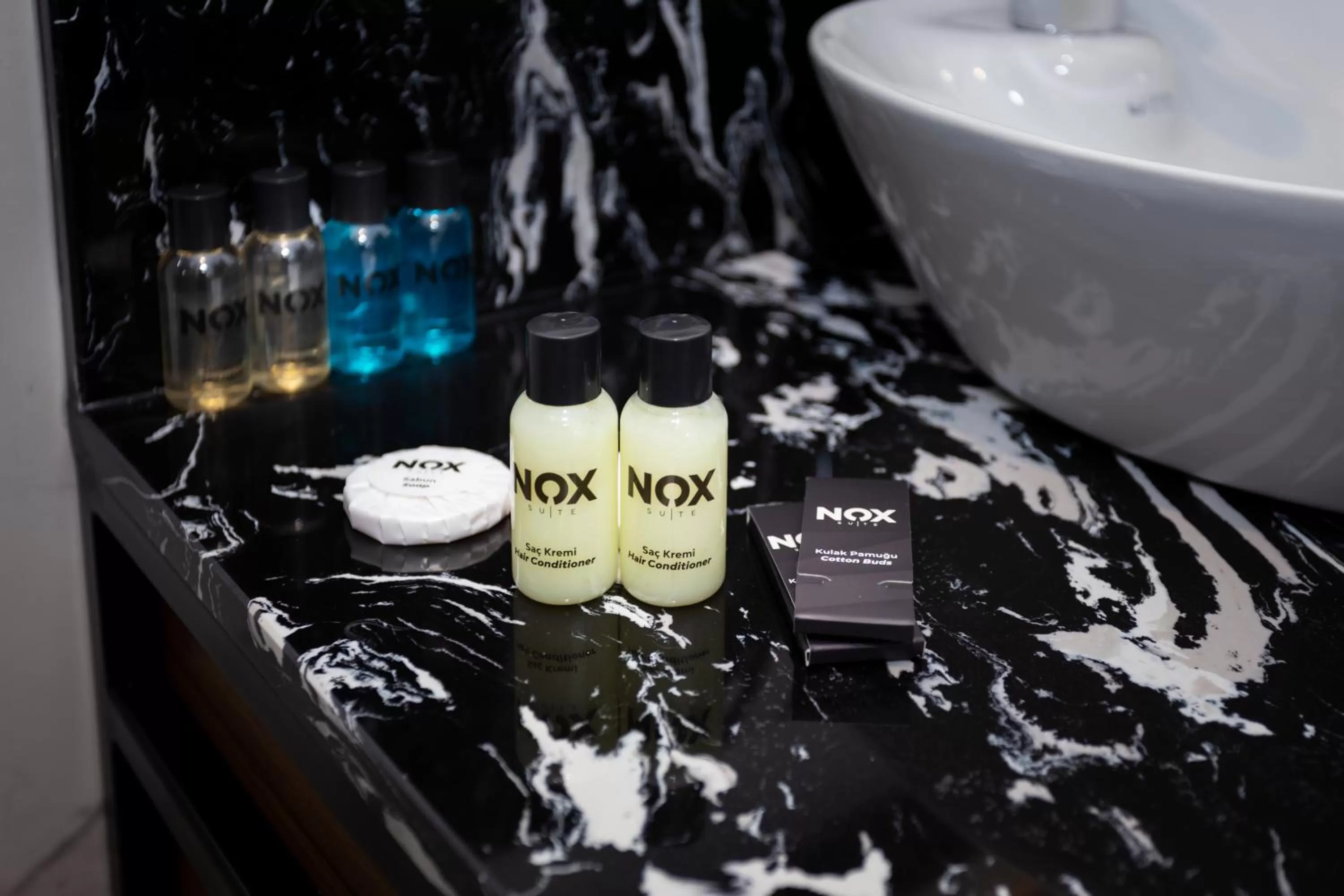 Bathroom in Nox Suite Rezidans