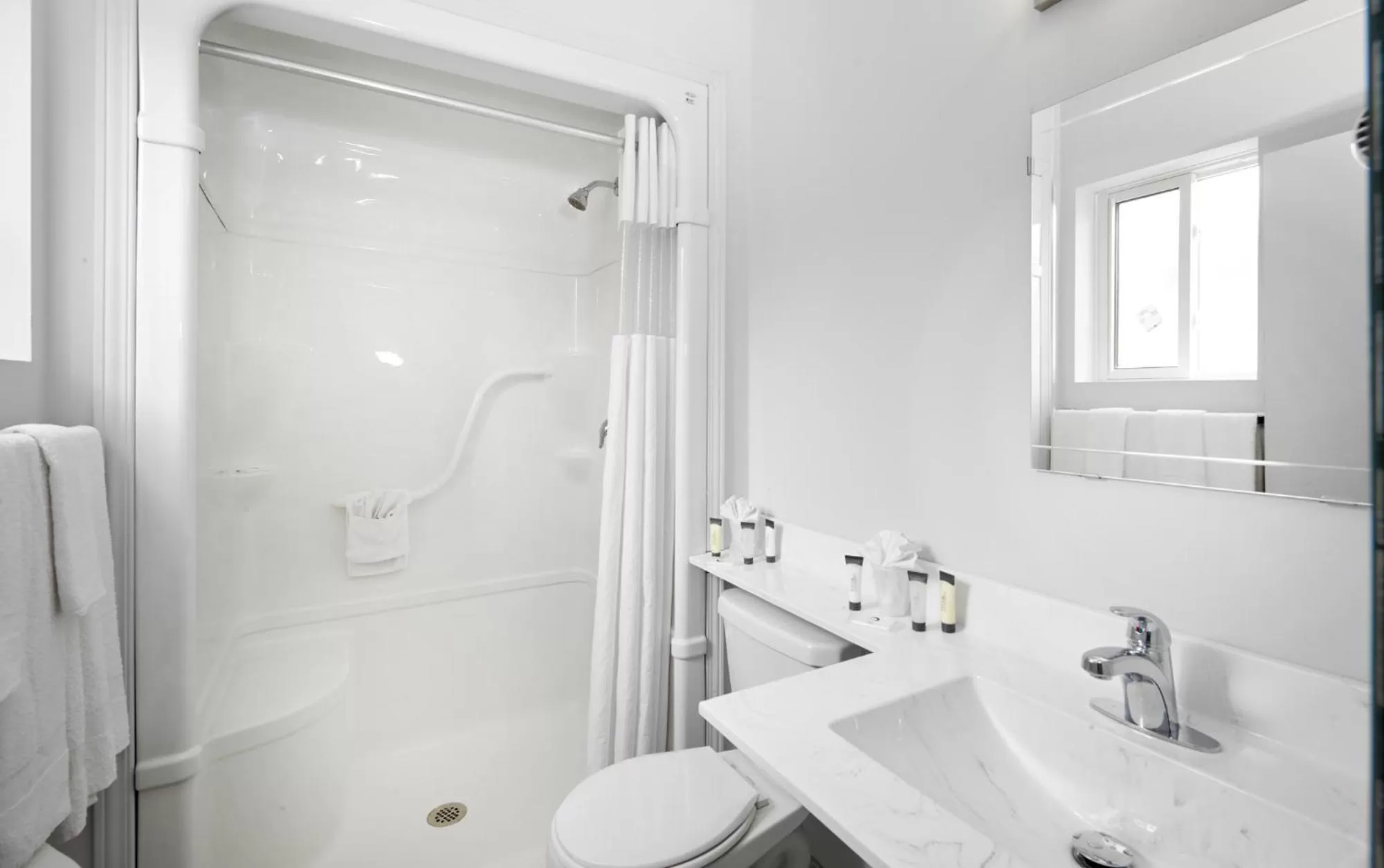 Bathroom in The Falls Hotel & Inn