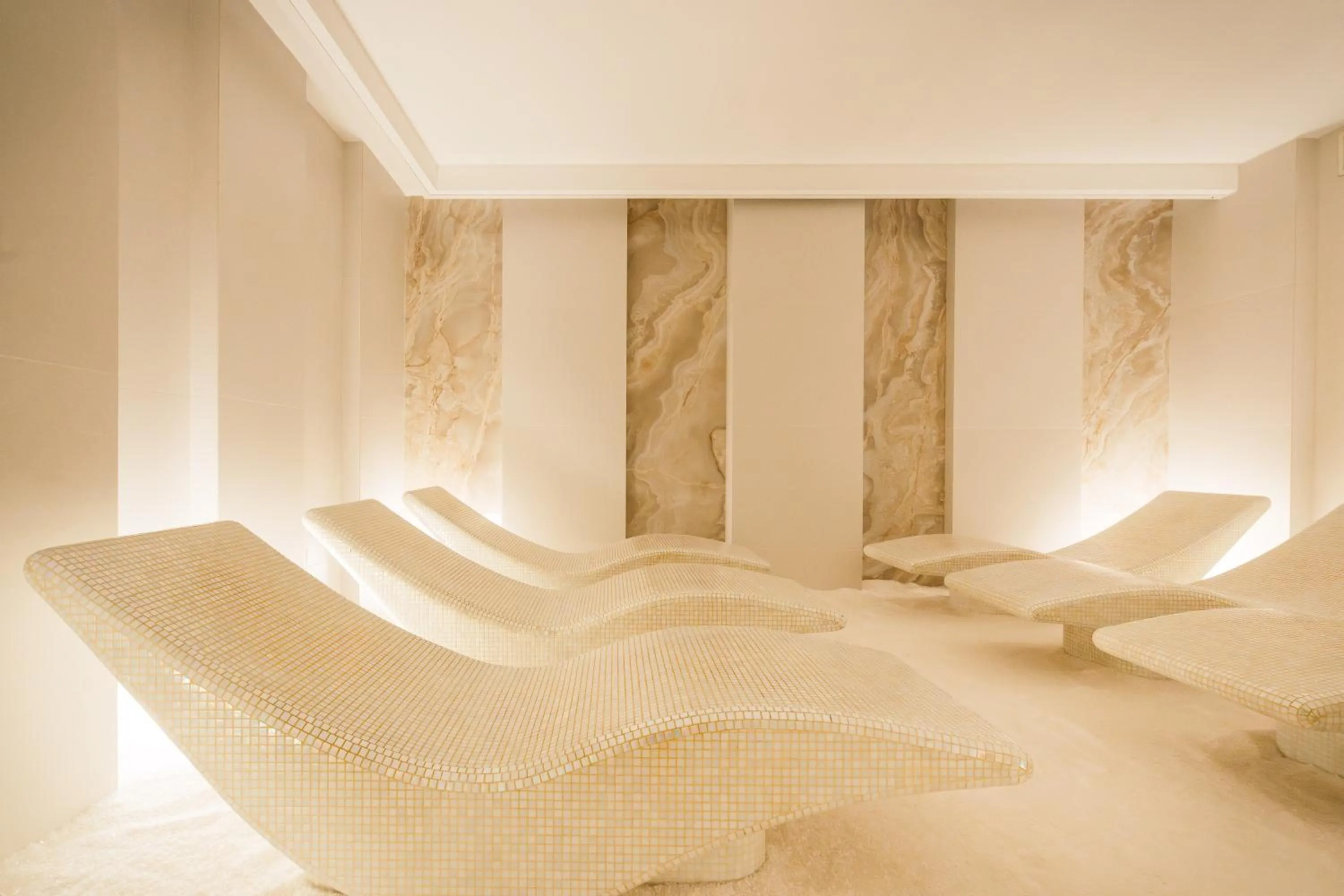 Spa and wellness centre/facilities in Hotel Regina Elena 57 & Oro Bianco SPA