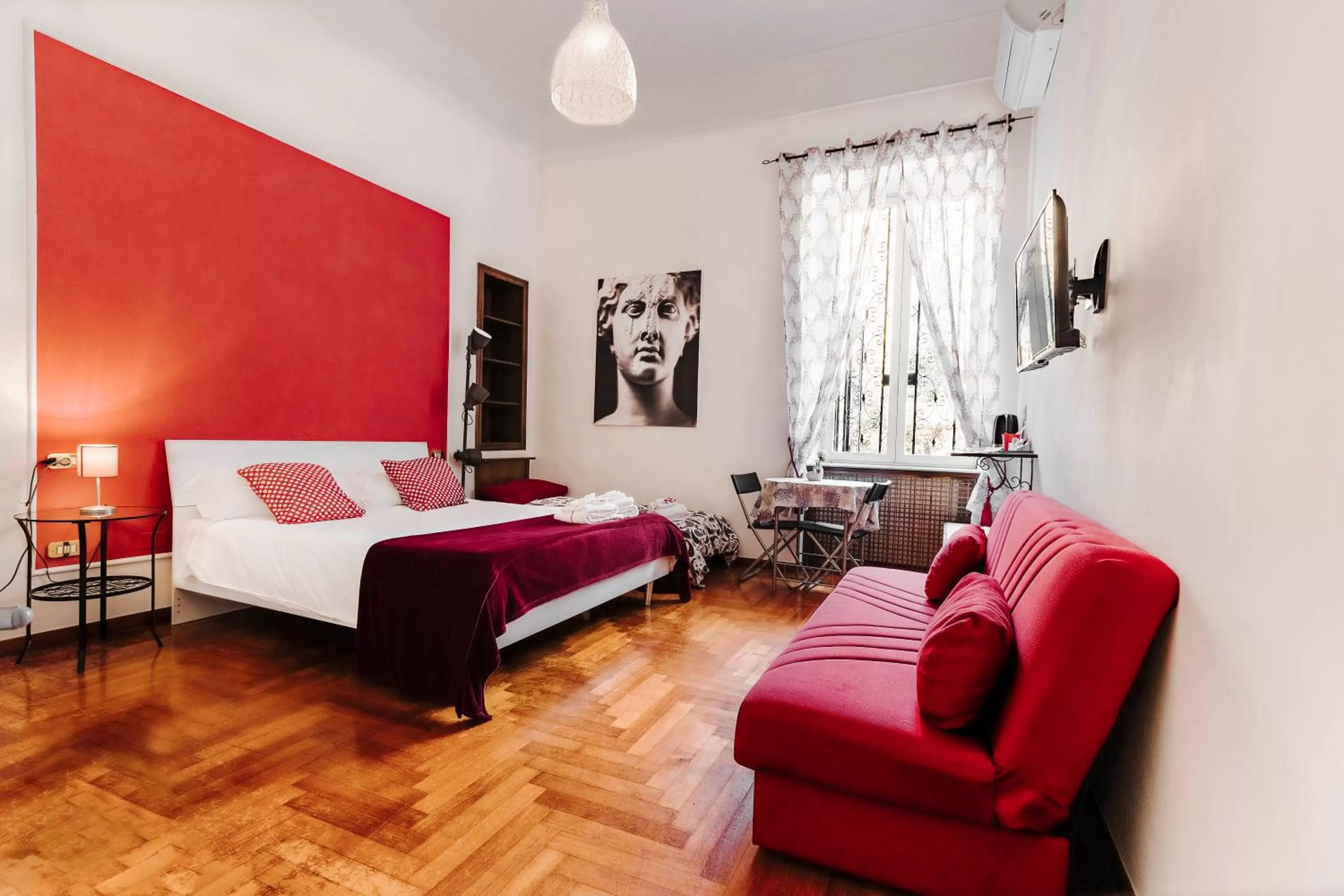 Bed in La Casa Del Sole A Mergellina