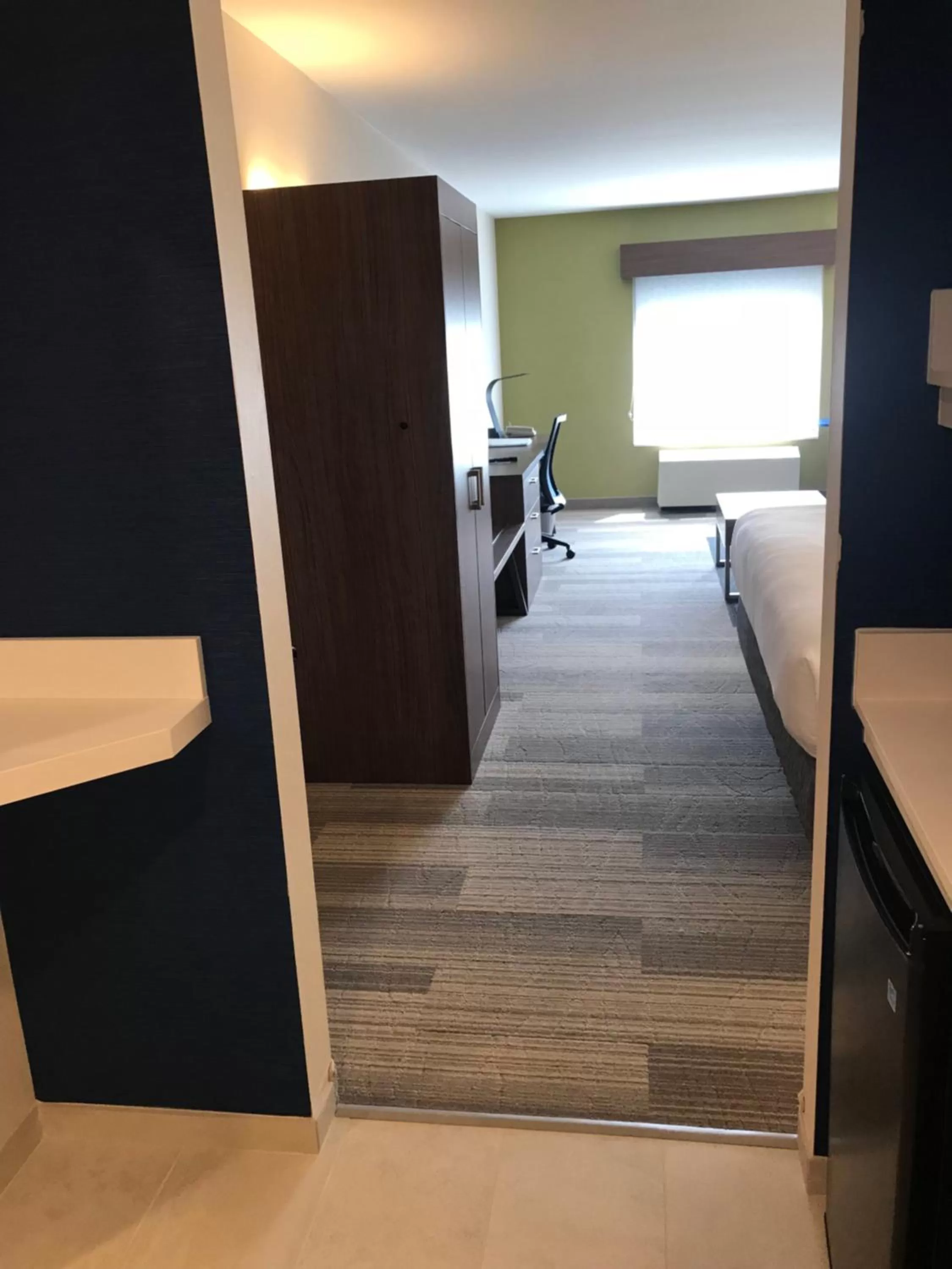 Bed in Holiday Inn Express Rochester-Victor by IHG