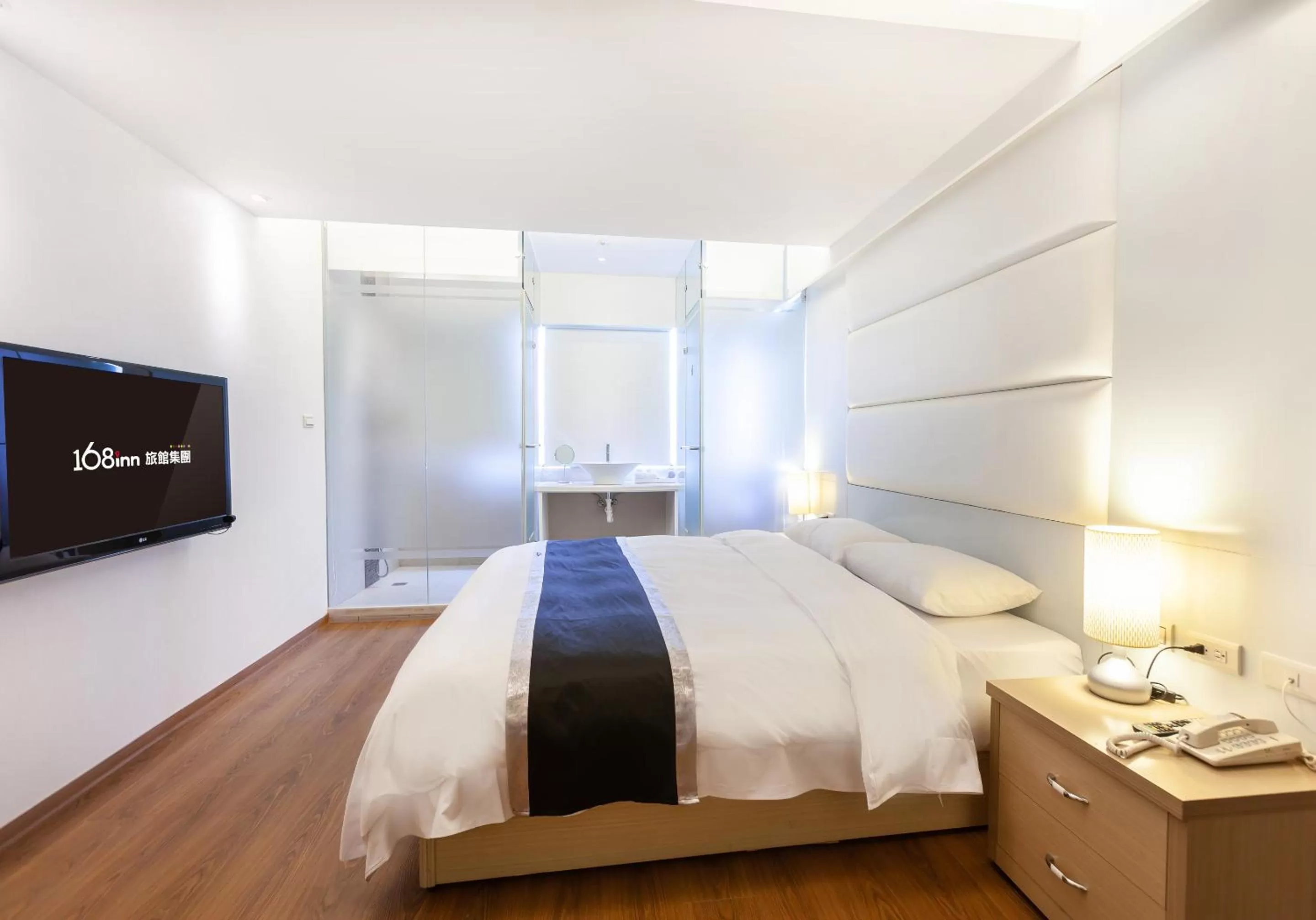 Photo of the whole room, Bed in Stay Inn 2