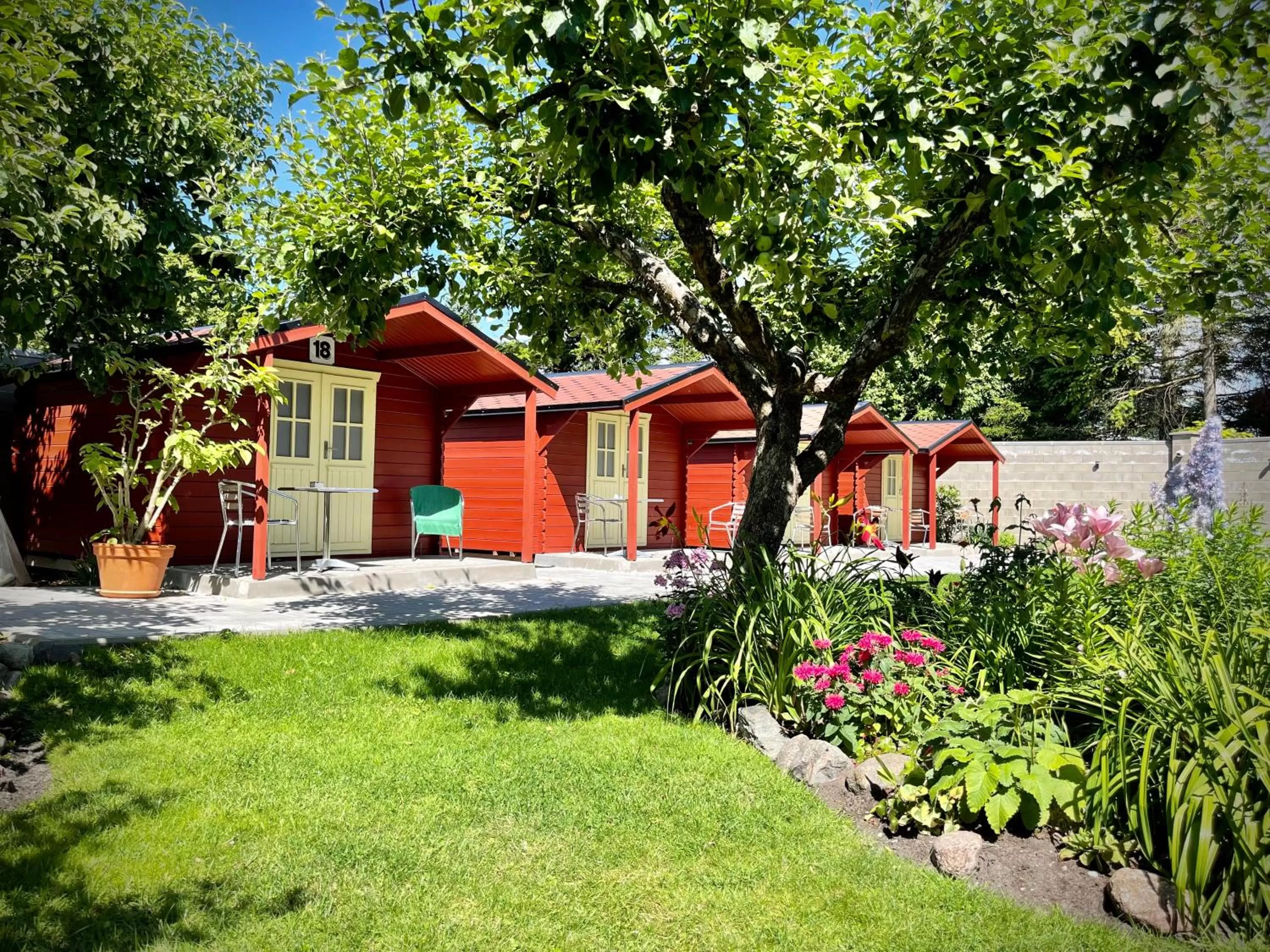 Day, Property Building in Aleksandri Guesthouse