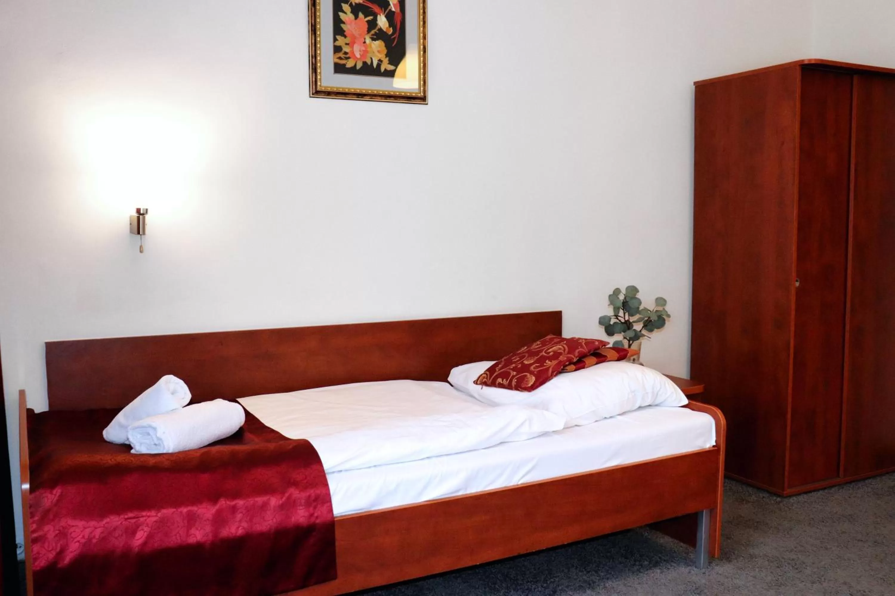 Bed in Hotel Lothus