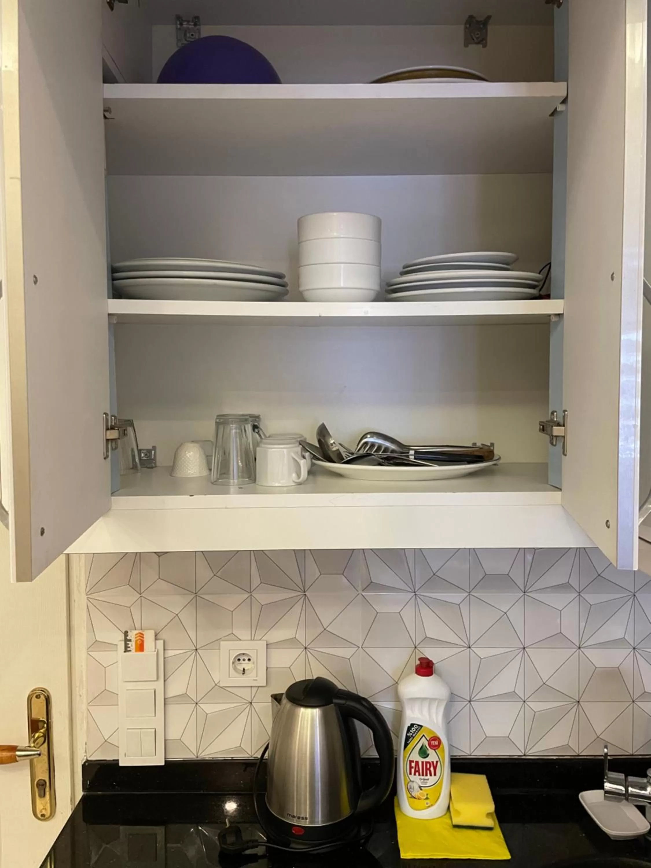 Kitchen or kitchenette in Arat Apartments