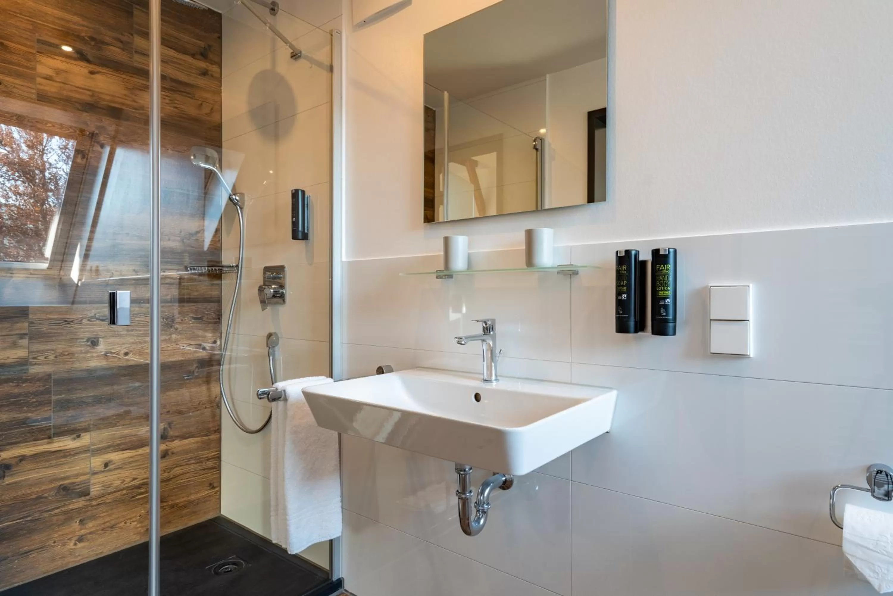 Bathroom in coucou hotel & kuckucks-stube (Titisee)