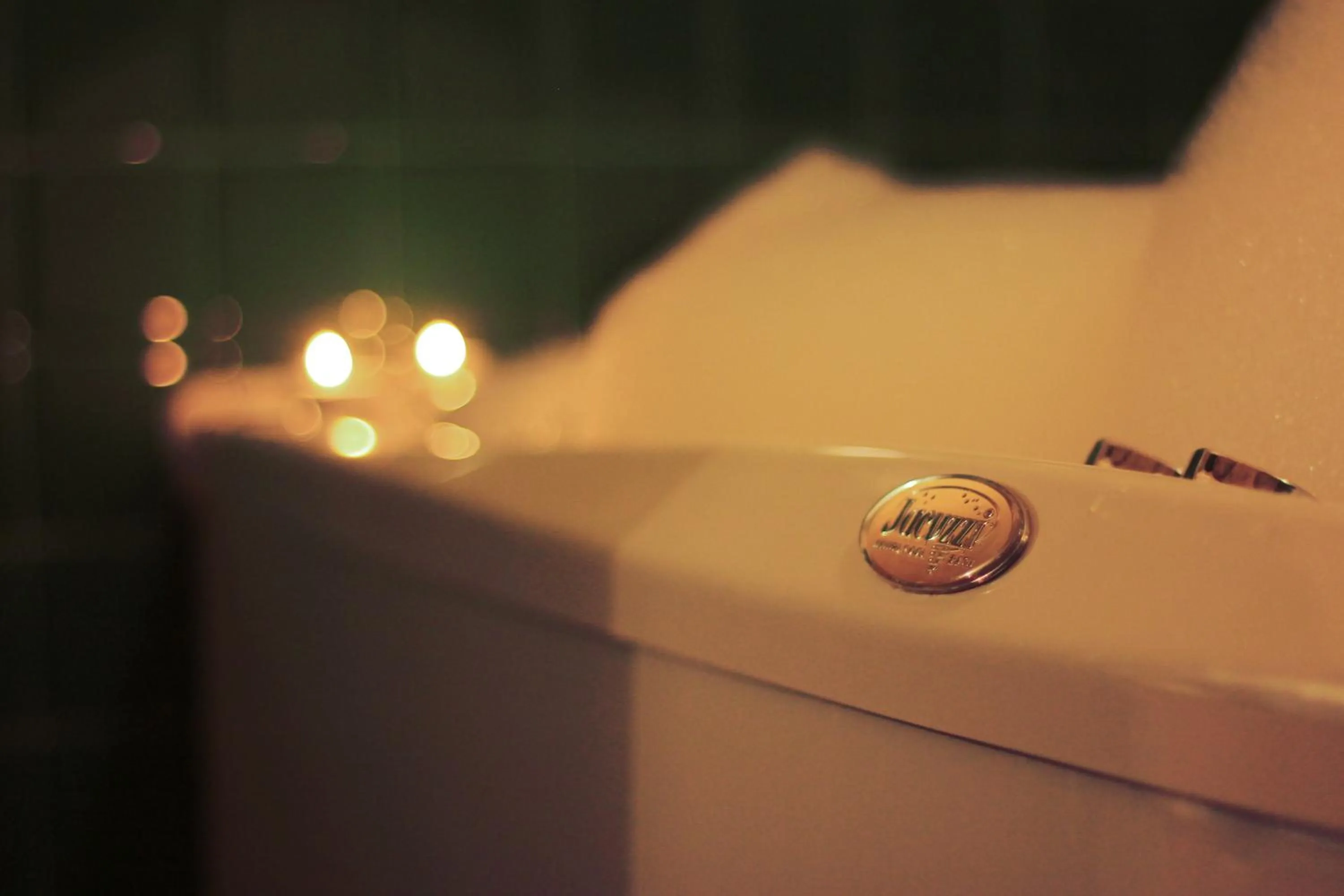 Bathroom in Shatush Hotel