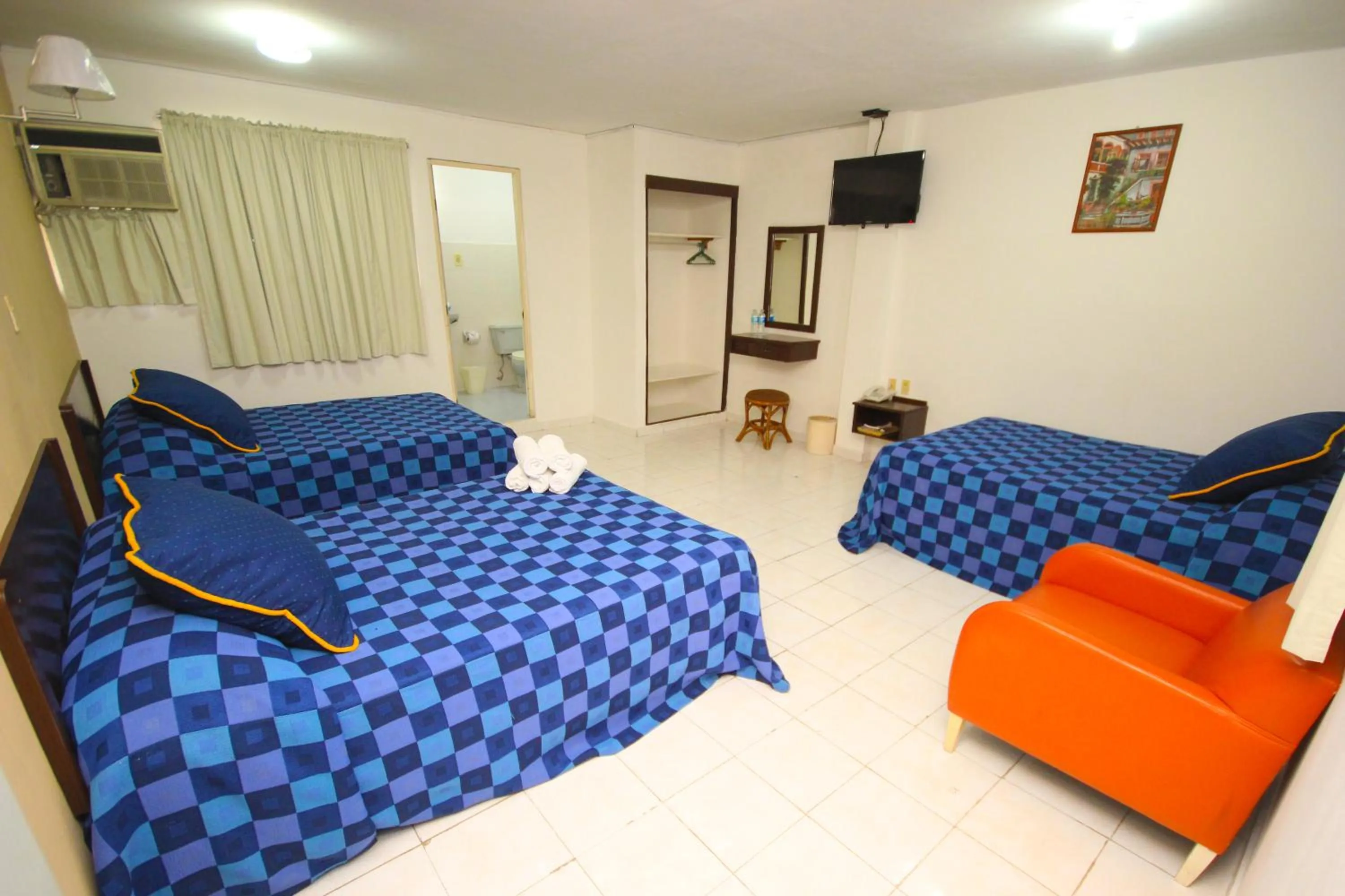 Photo of the whole room, Bed in Hotel Posada del Carmen